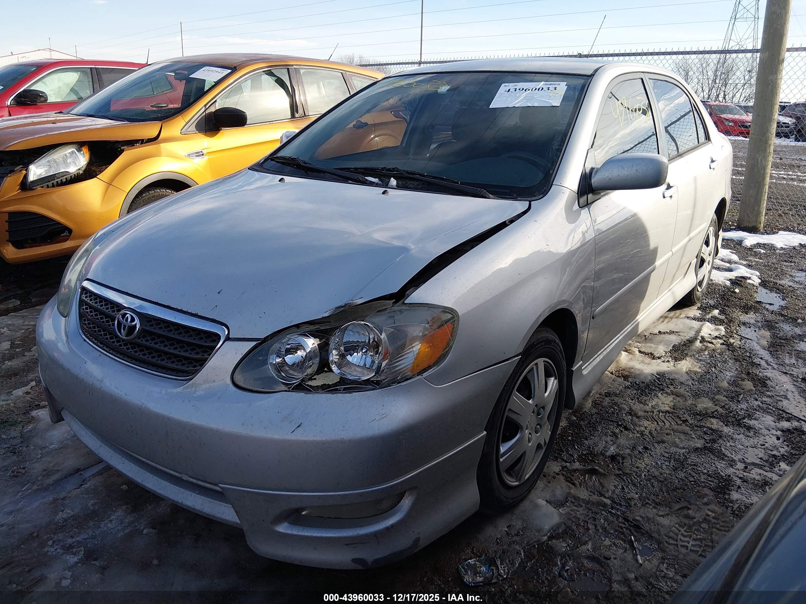 TOYOTA COROLLA image 2