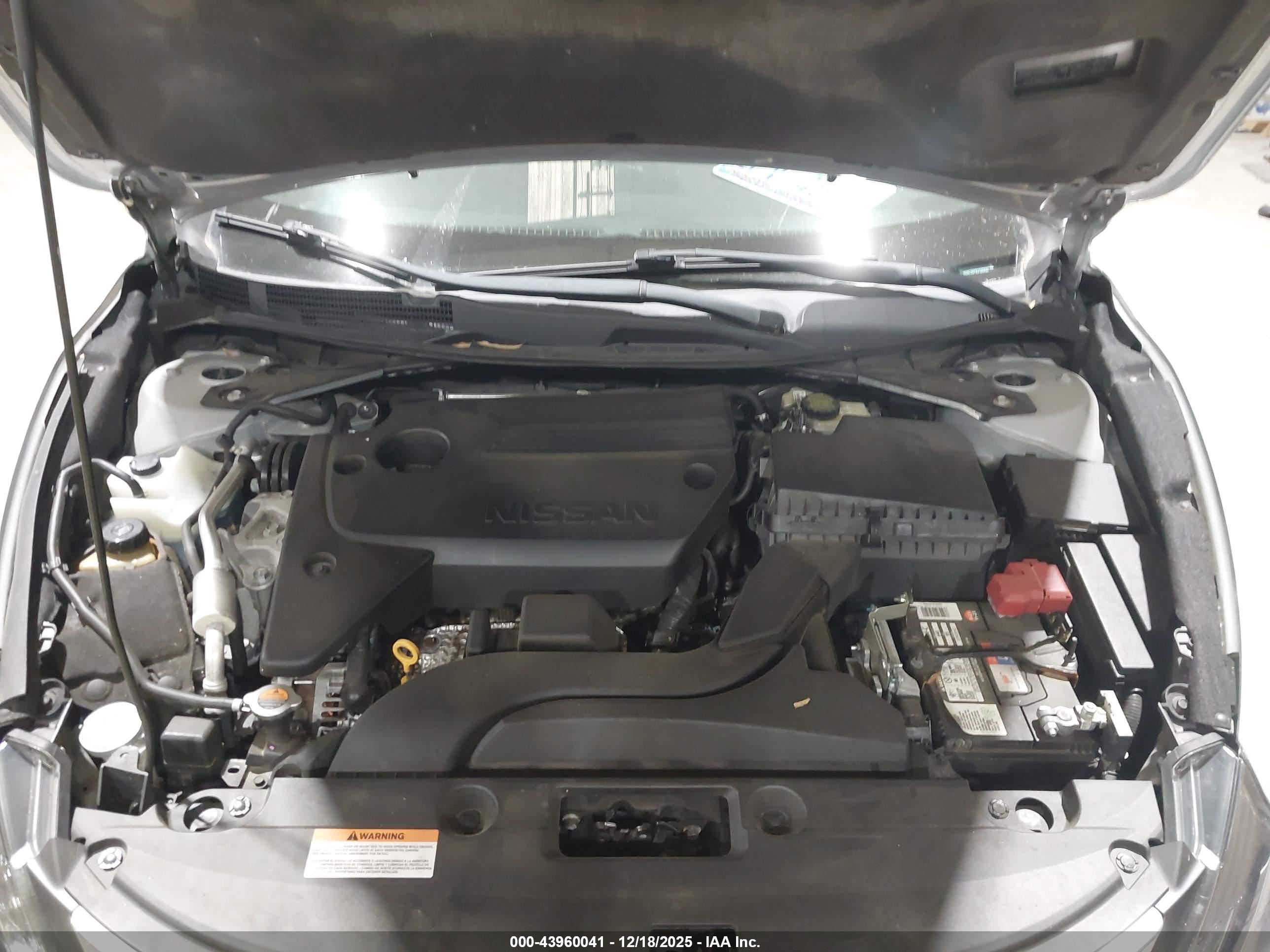 NISSAN ALTIMA image 10