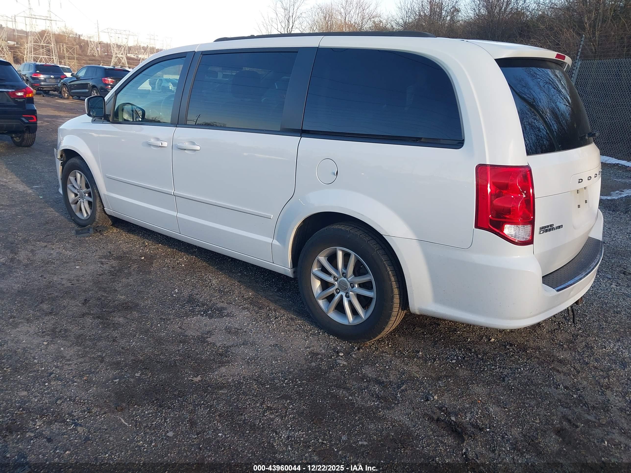 DODGE GRAND image 3