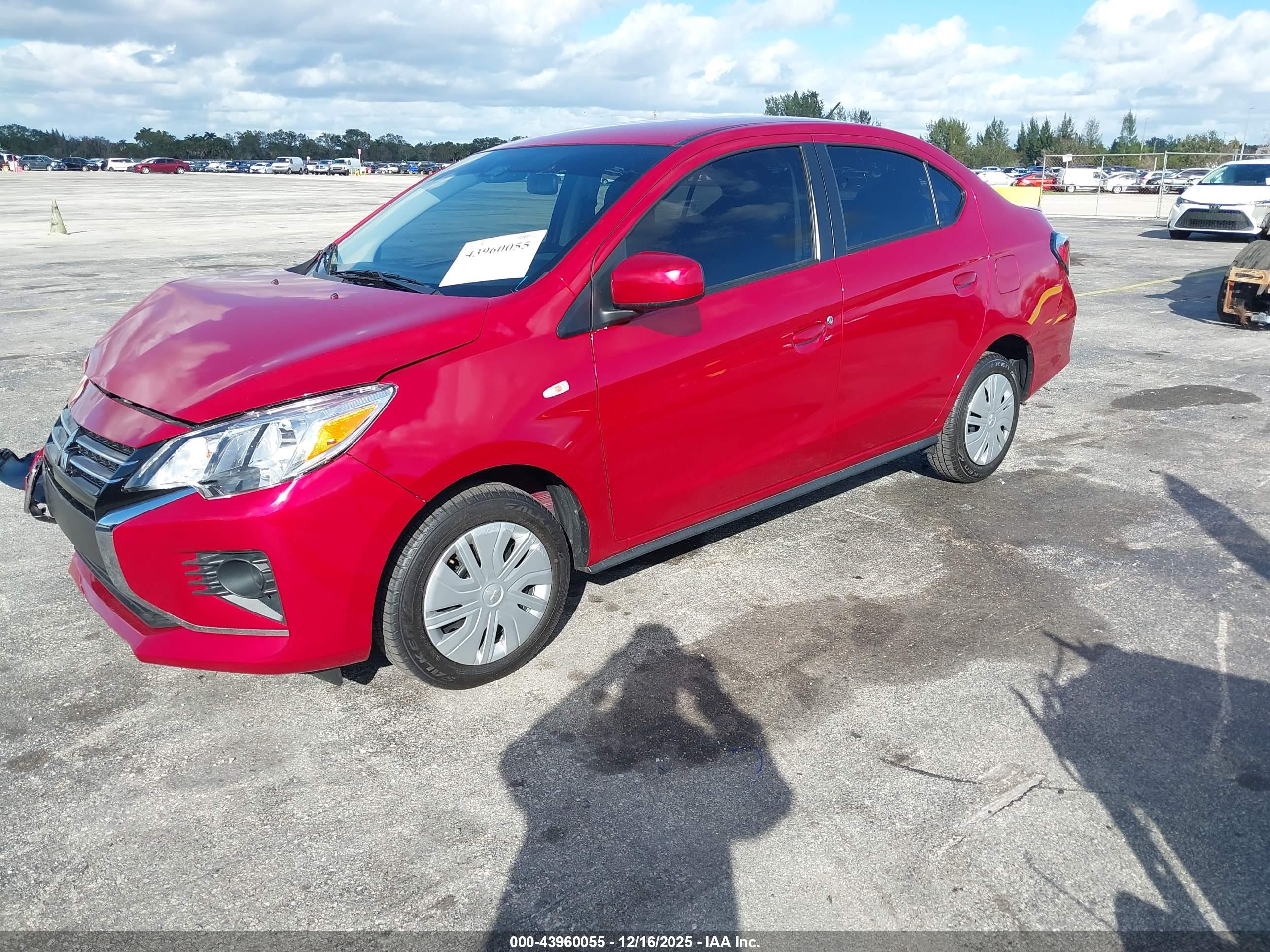 MITSUBISHI MIRAGE image 2