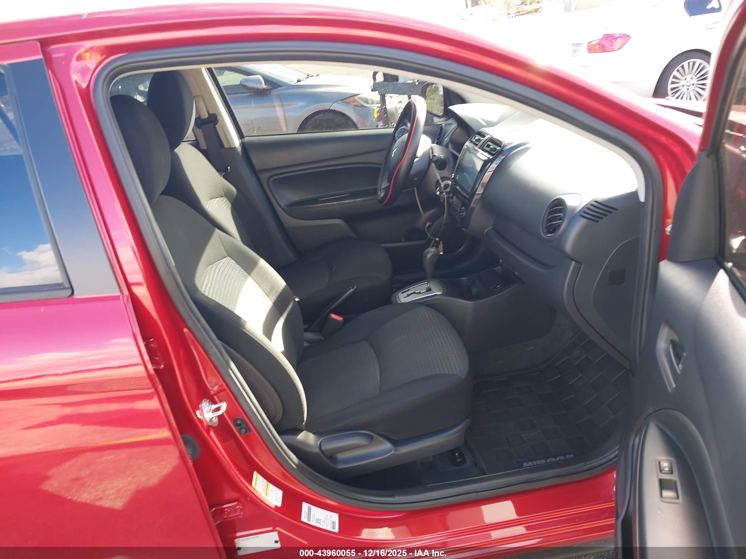MITSUBISHI MIRAGE image 5
