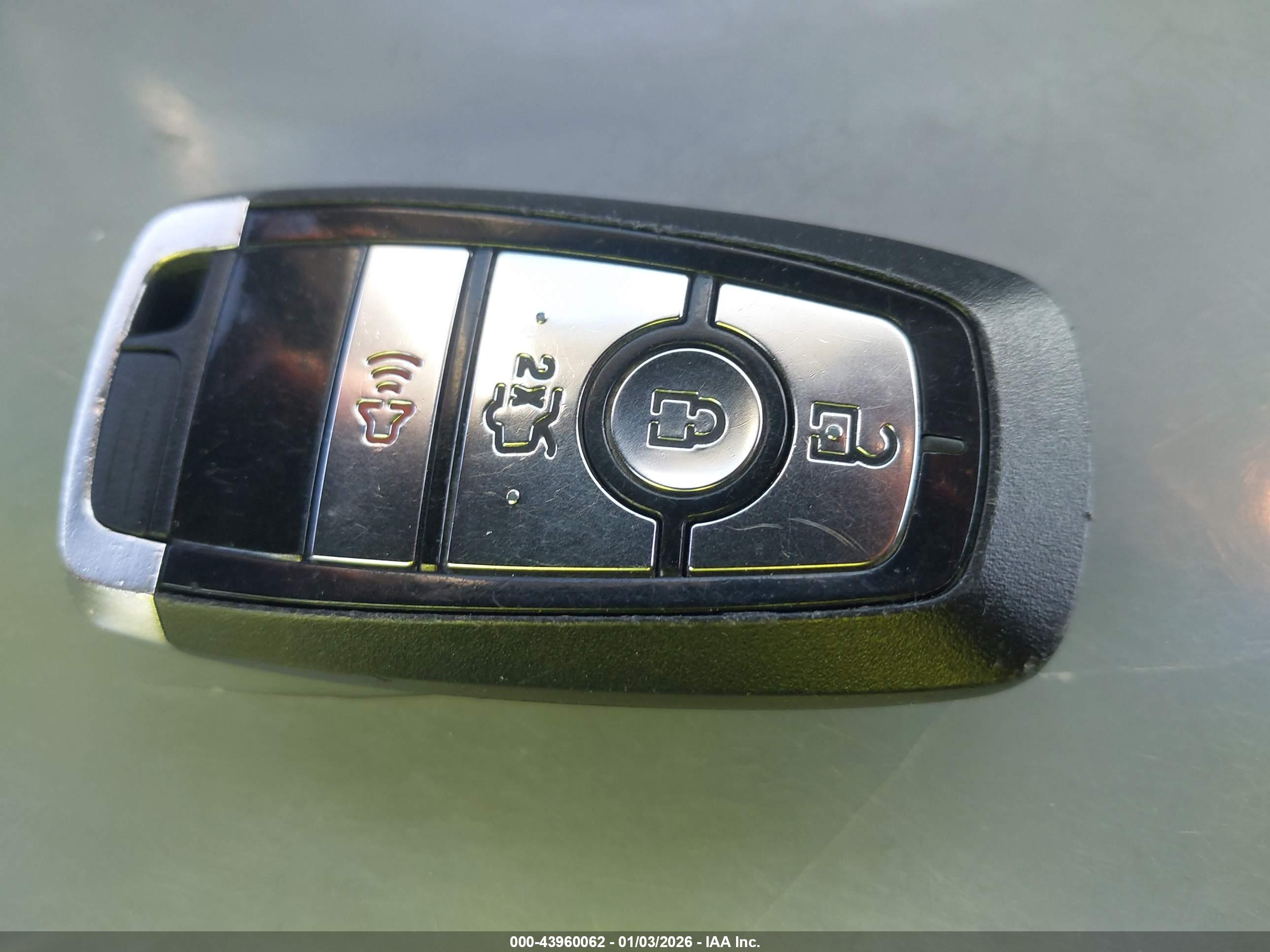 FORD FUSION image 11