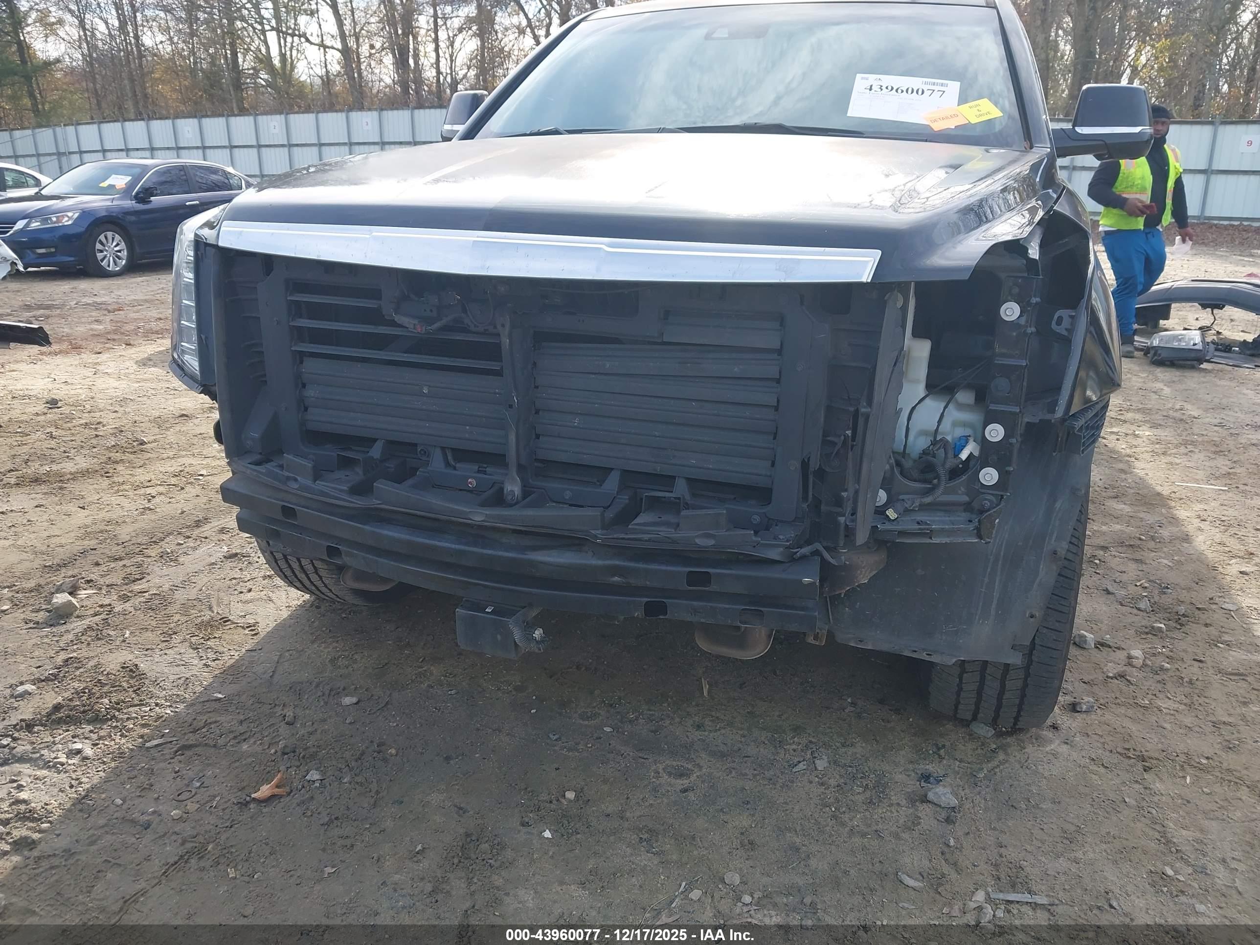 CADILLAC ESCALADE image 6