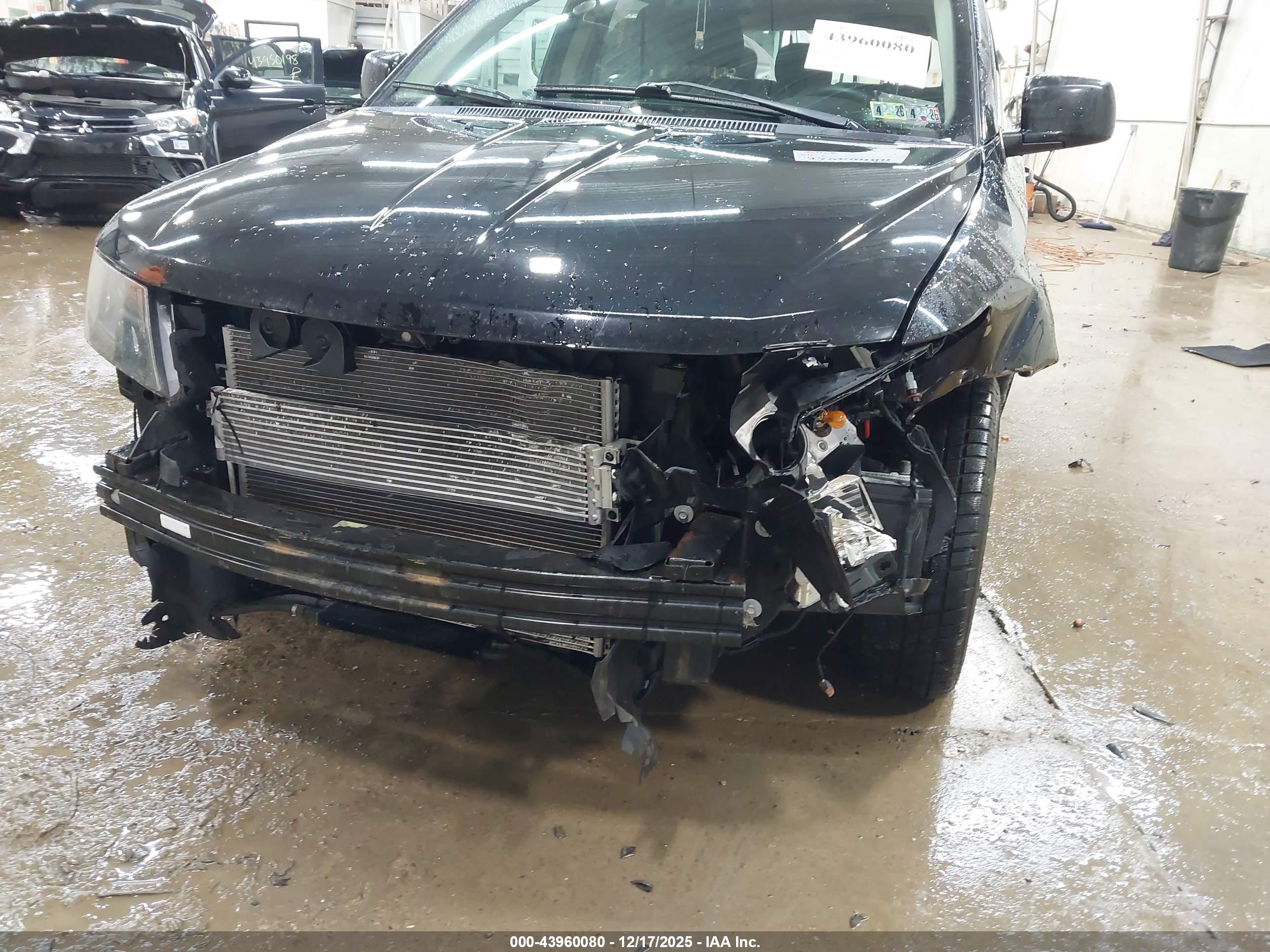 DODGE JOURNEY image 6