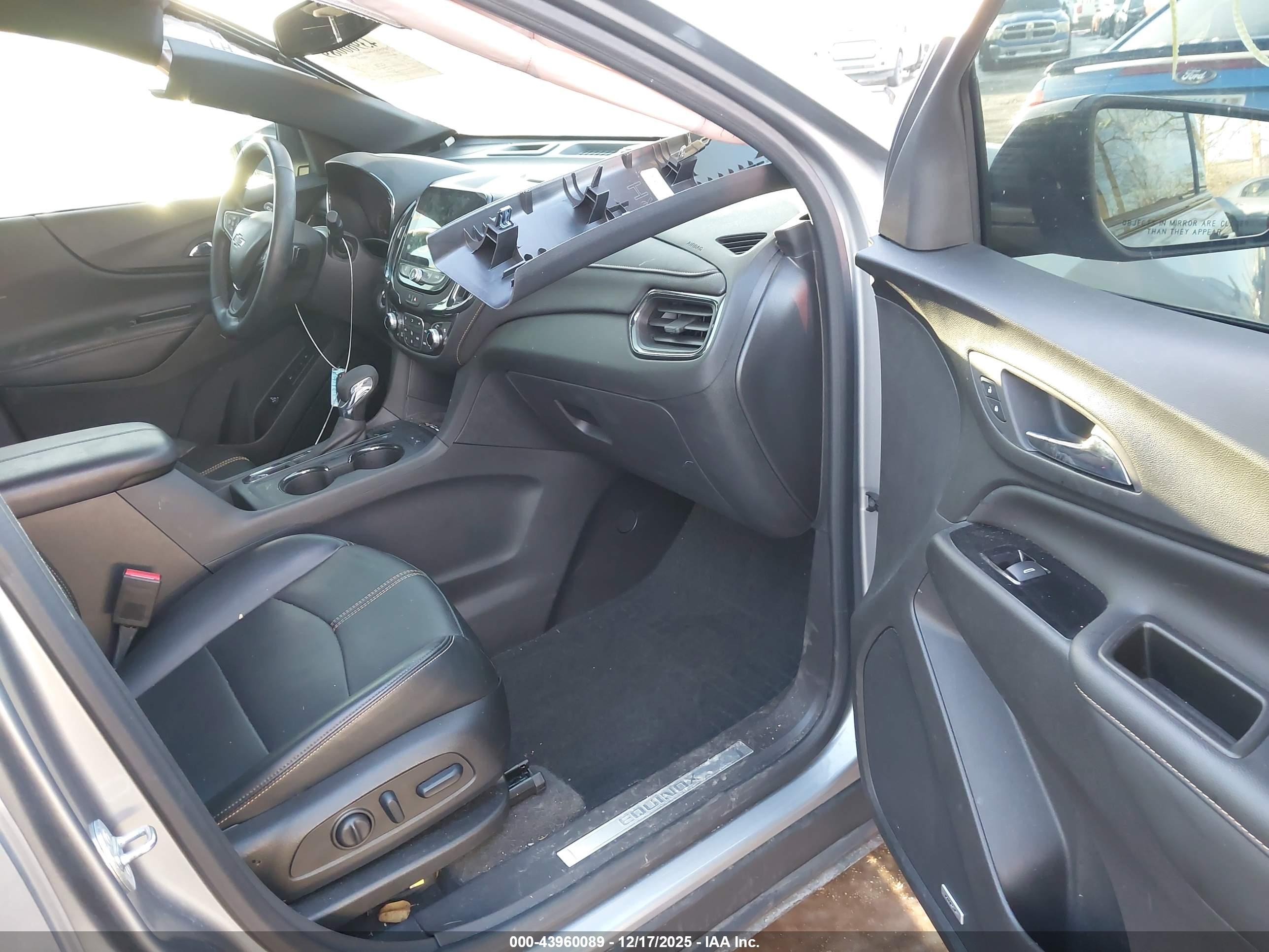 CHEVROLET EQUINOX image 5