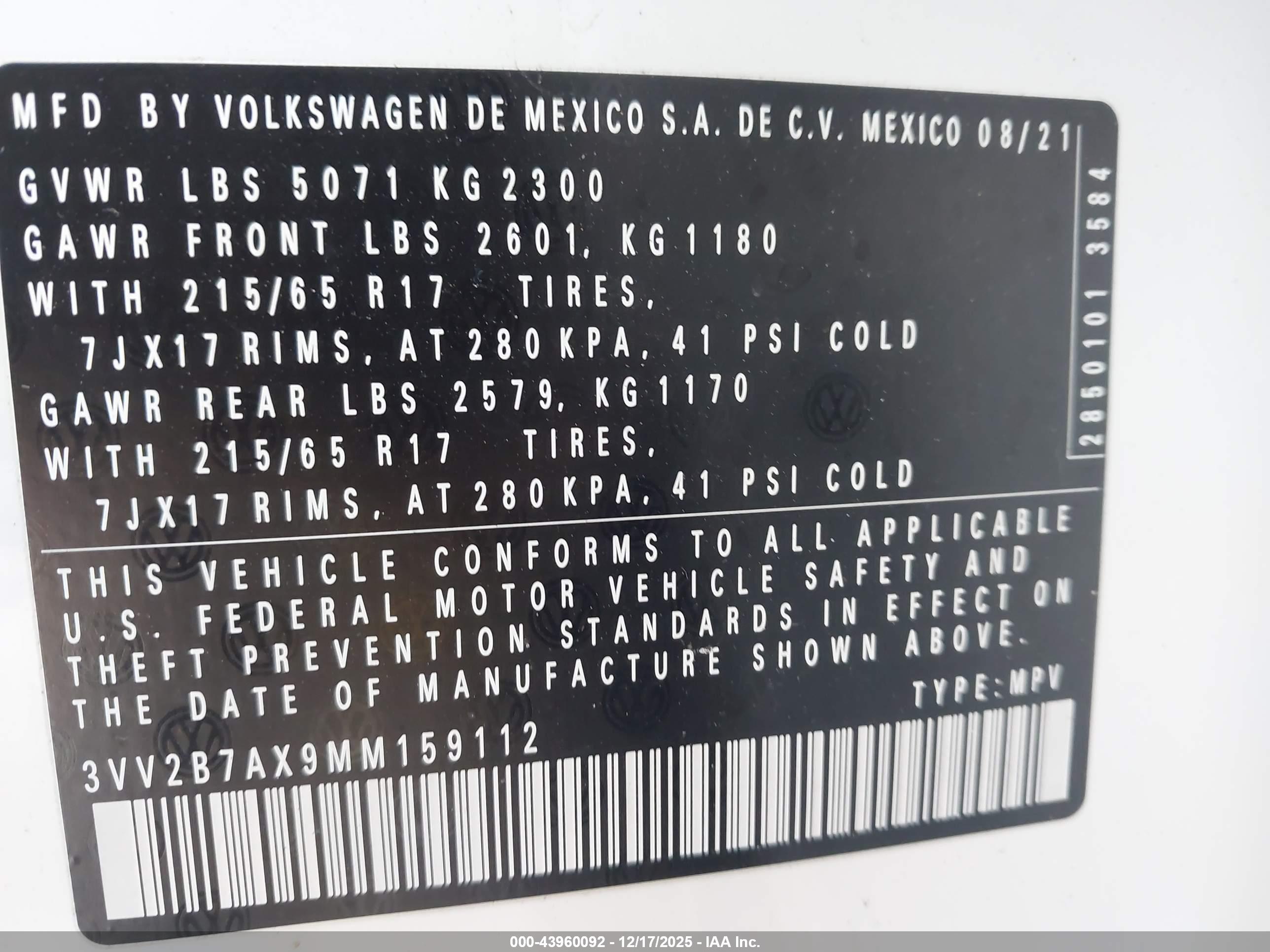 VOLKSWAGEN TIGUAN image 9