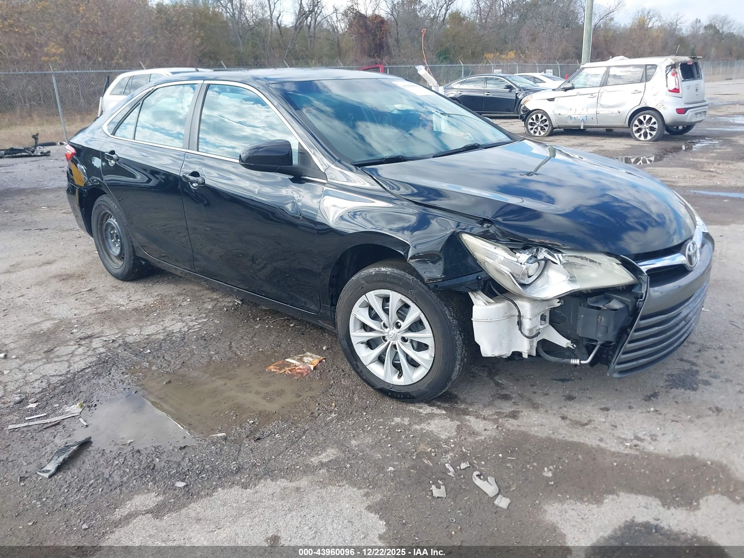 TOYOTA CAMRY image 6