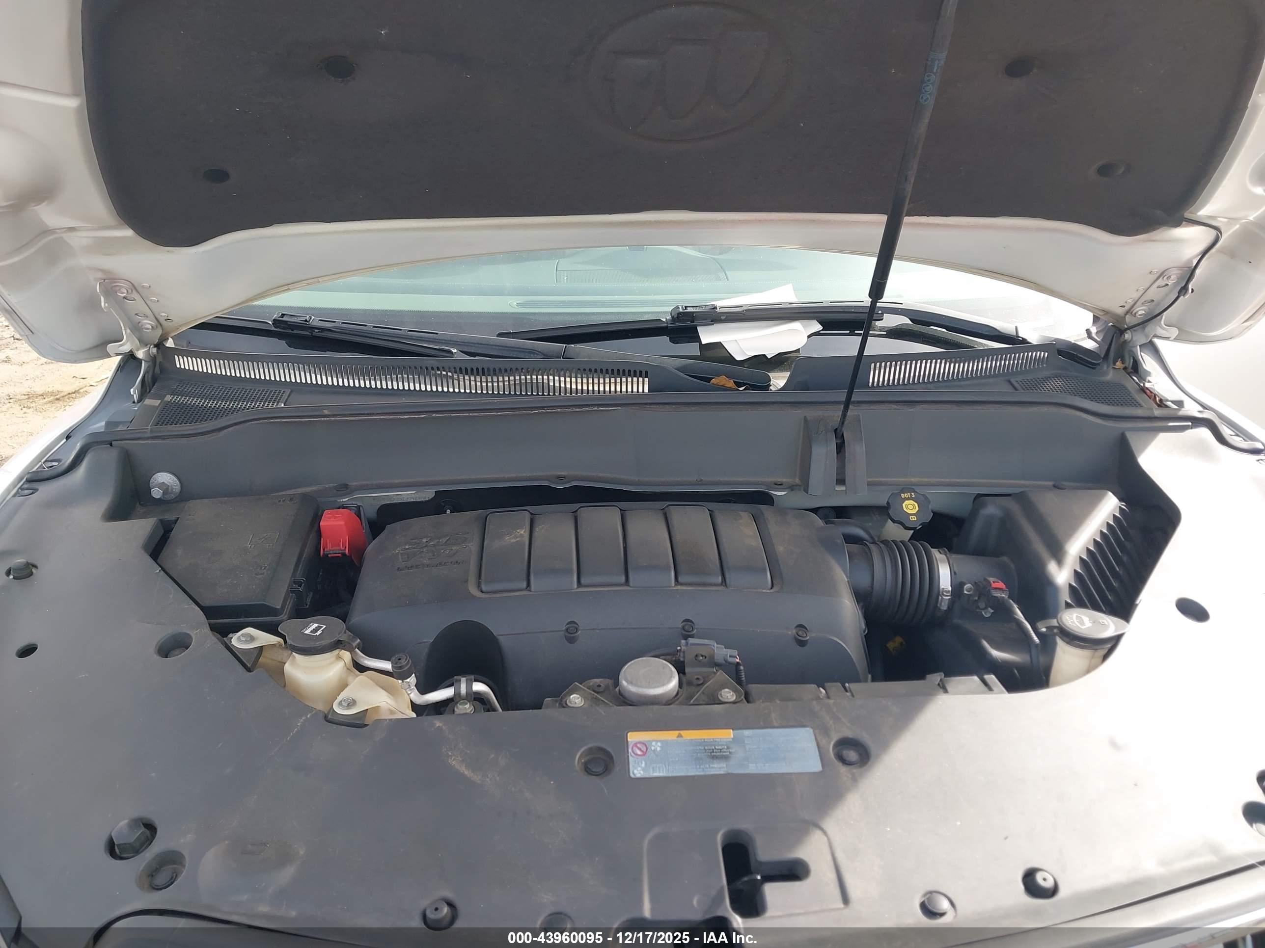 BUICK ENCLAVE image 10