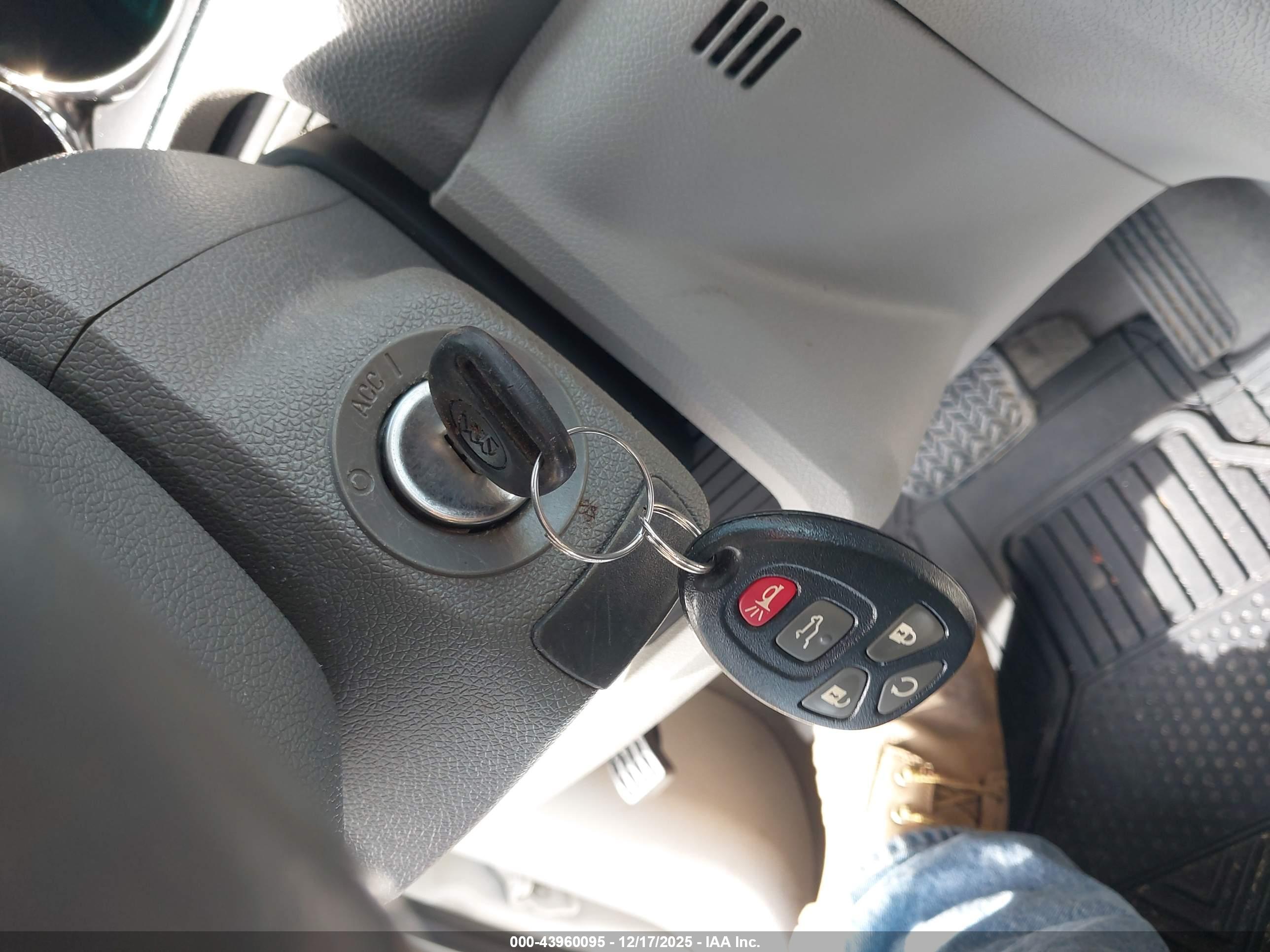 BUICK ENCLAVE image 11