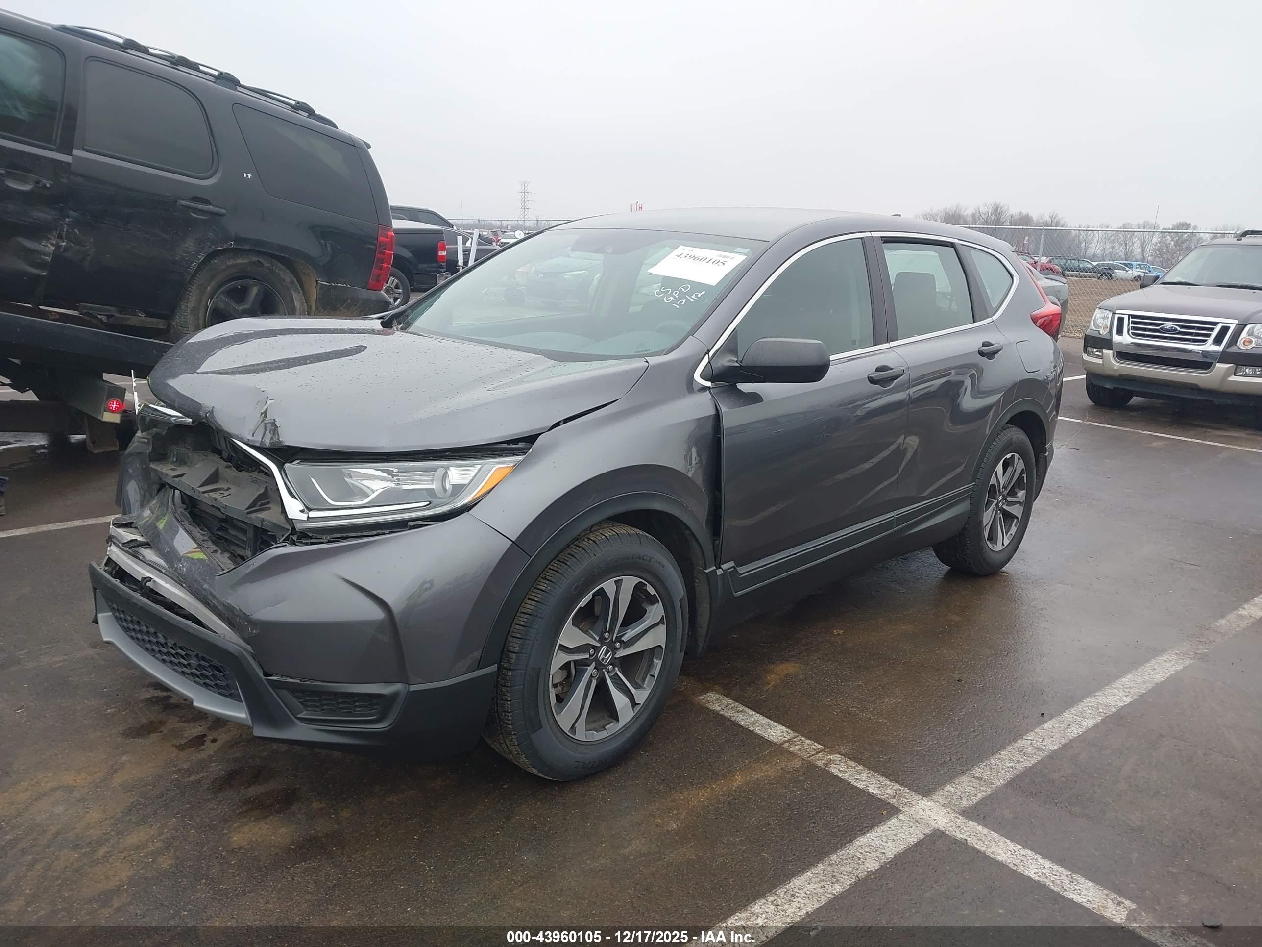 HONDA CR-V image 2