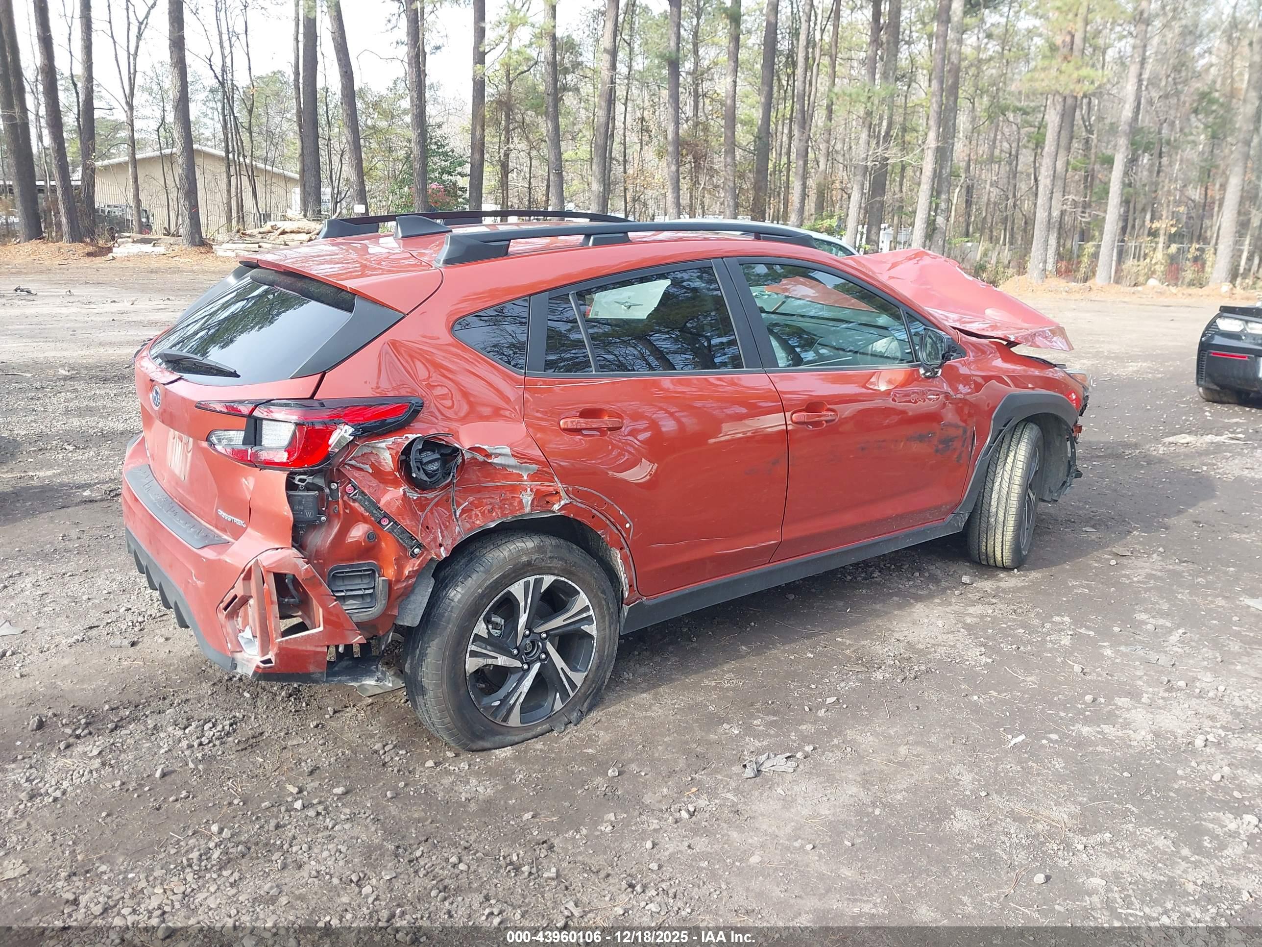 SUBARU CROSSTREK image 4