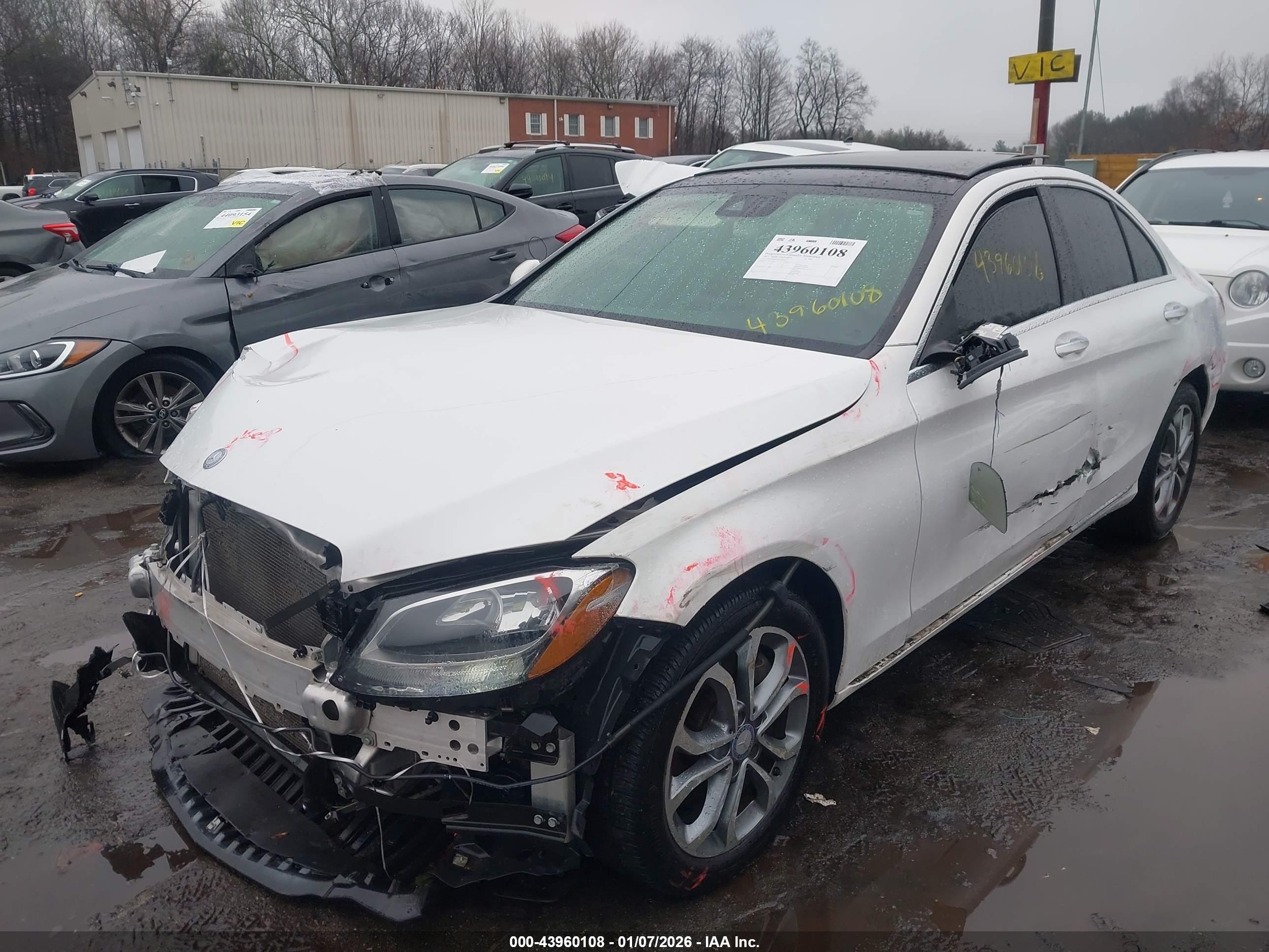 MERCEDES-BENZ C image 2