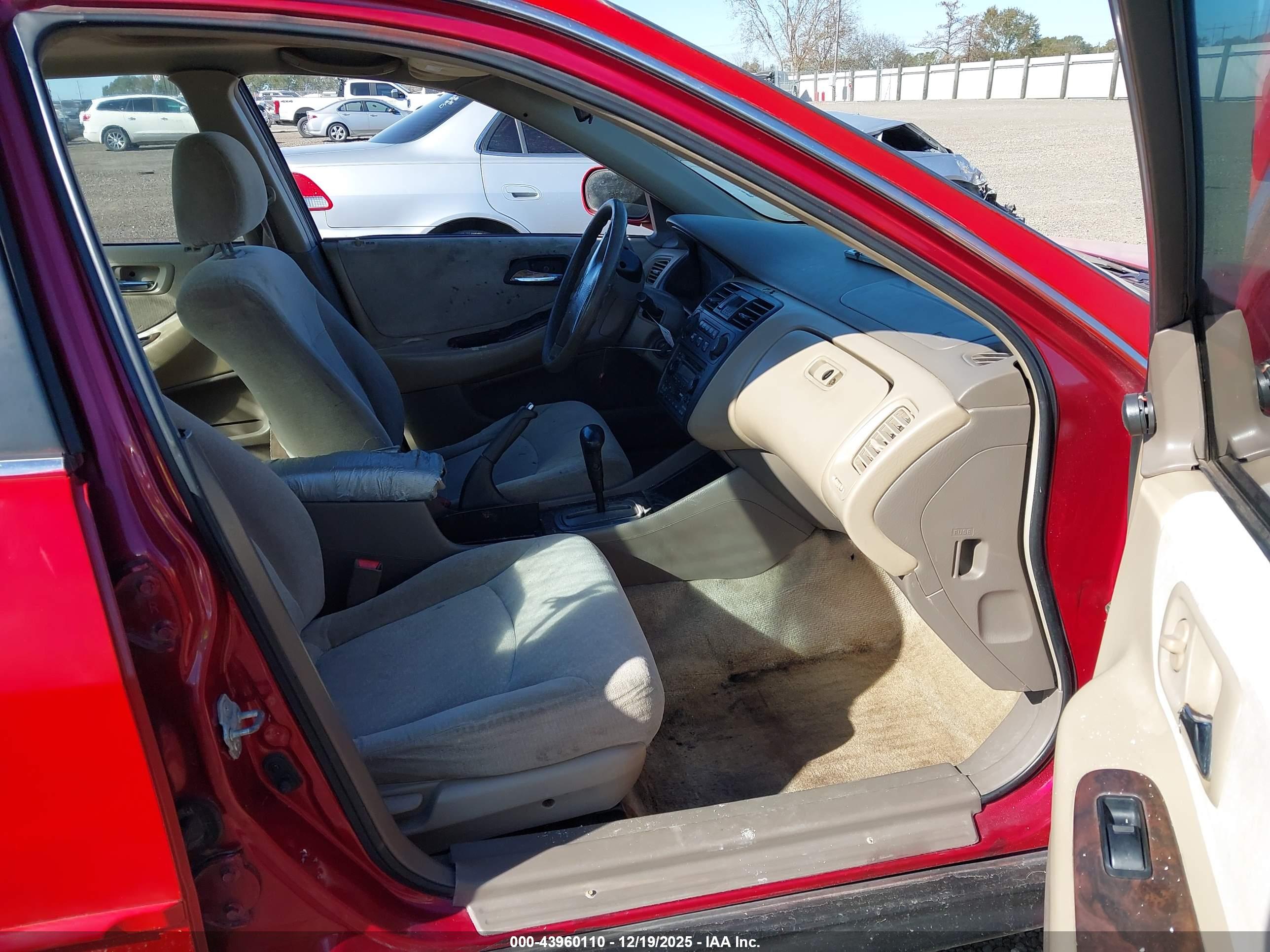 HONDA ACCORD image 5