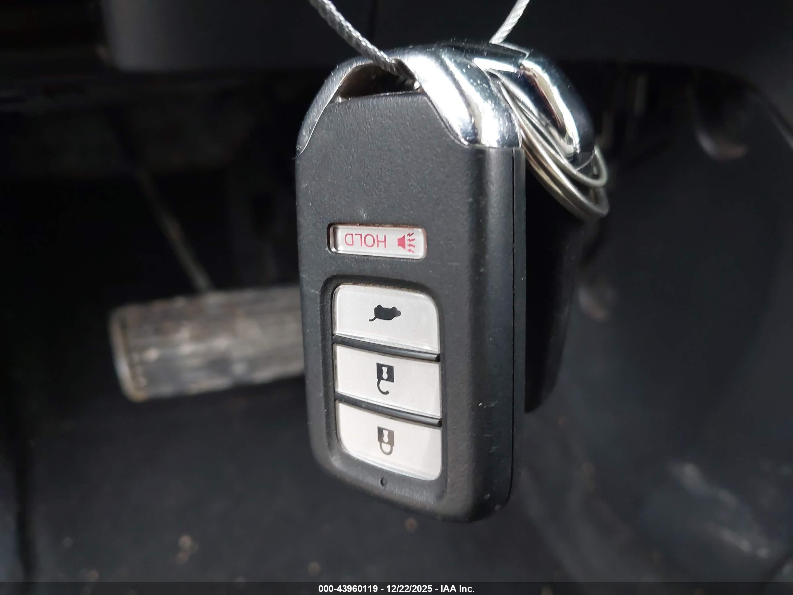 HONDA CR-V image 11