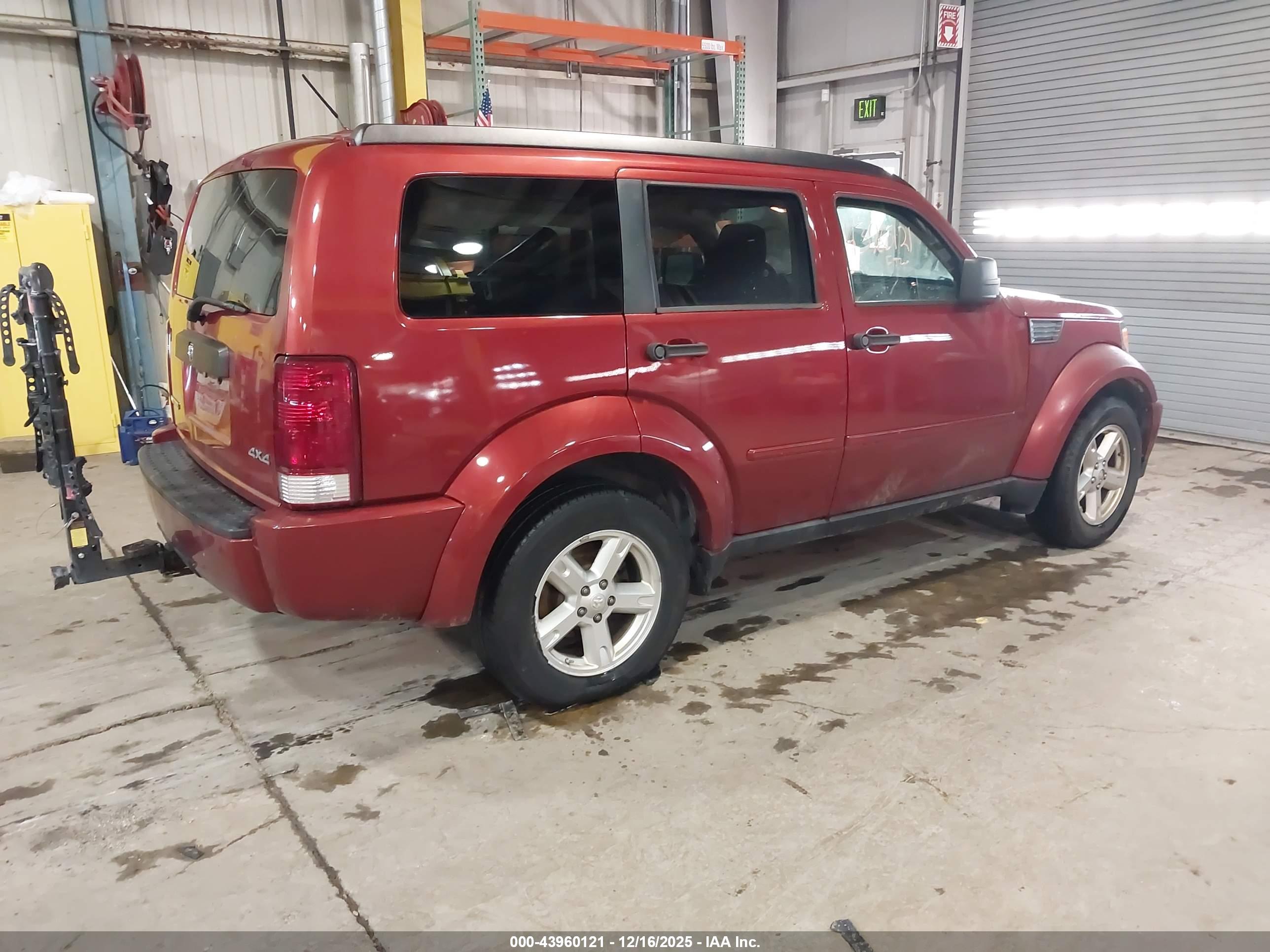 DODGE NITRO image 4