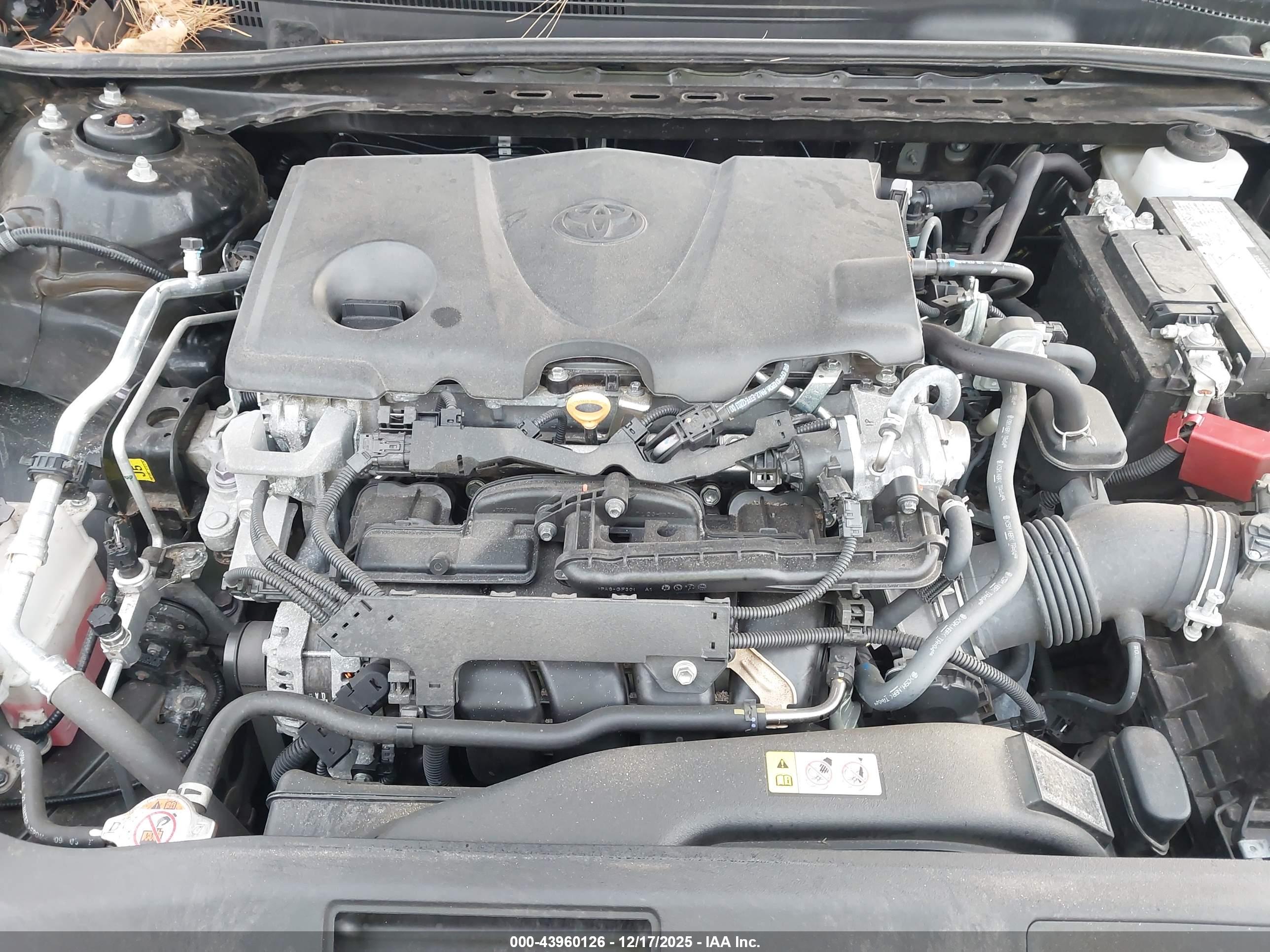 TOYOTA CAMRY image 10