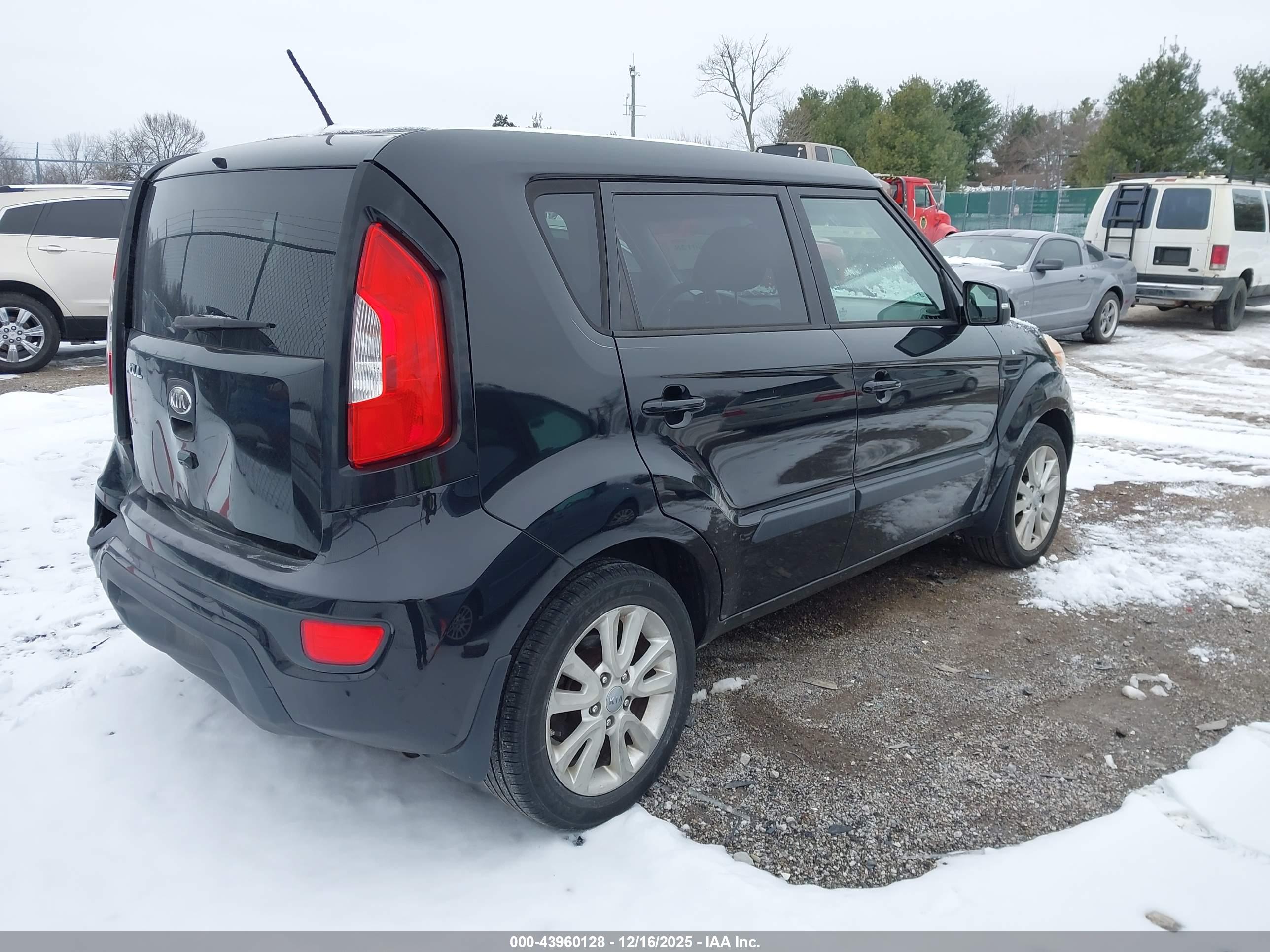 KIA SOUL image 4
