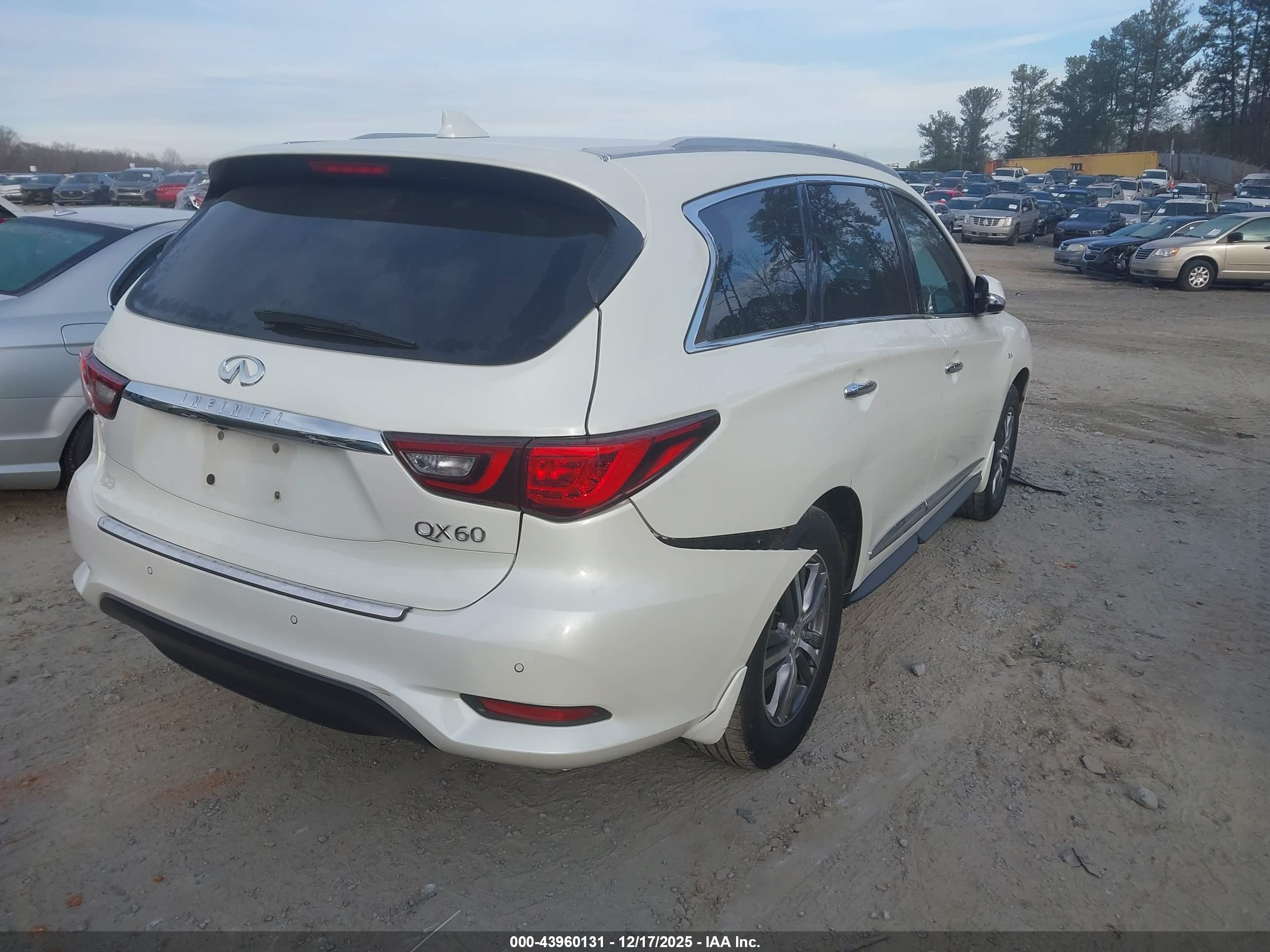 INFINITI QX60 image 4