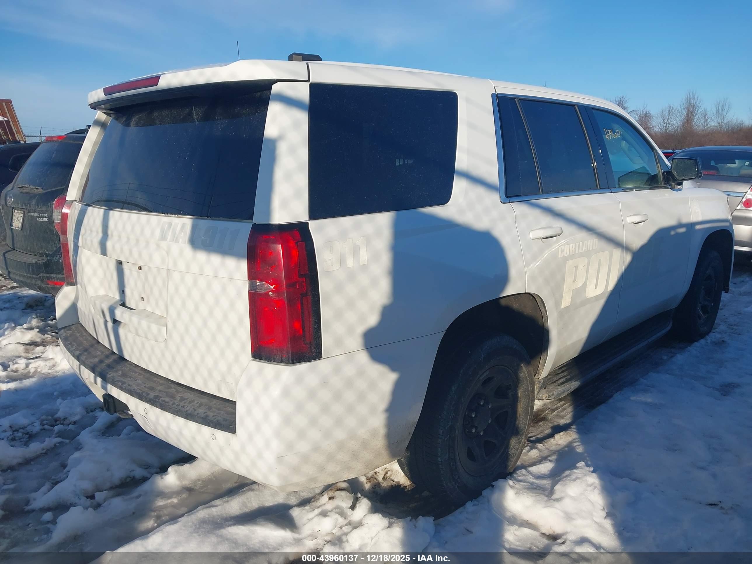 CHEVROLET TAHOE image 4