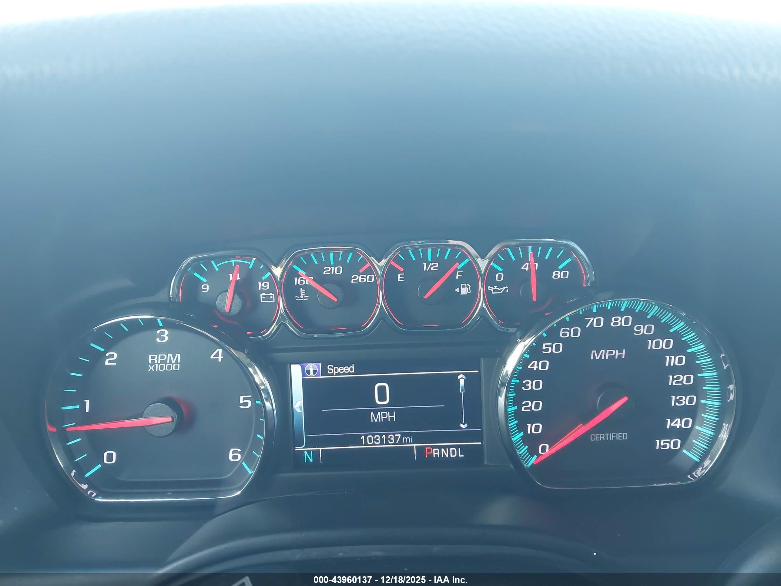 CHEVROLET TAHOE image 7