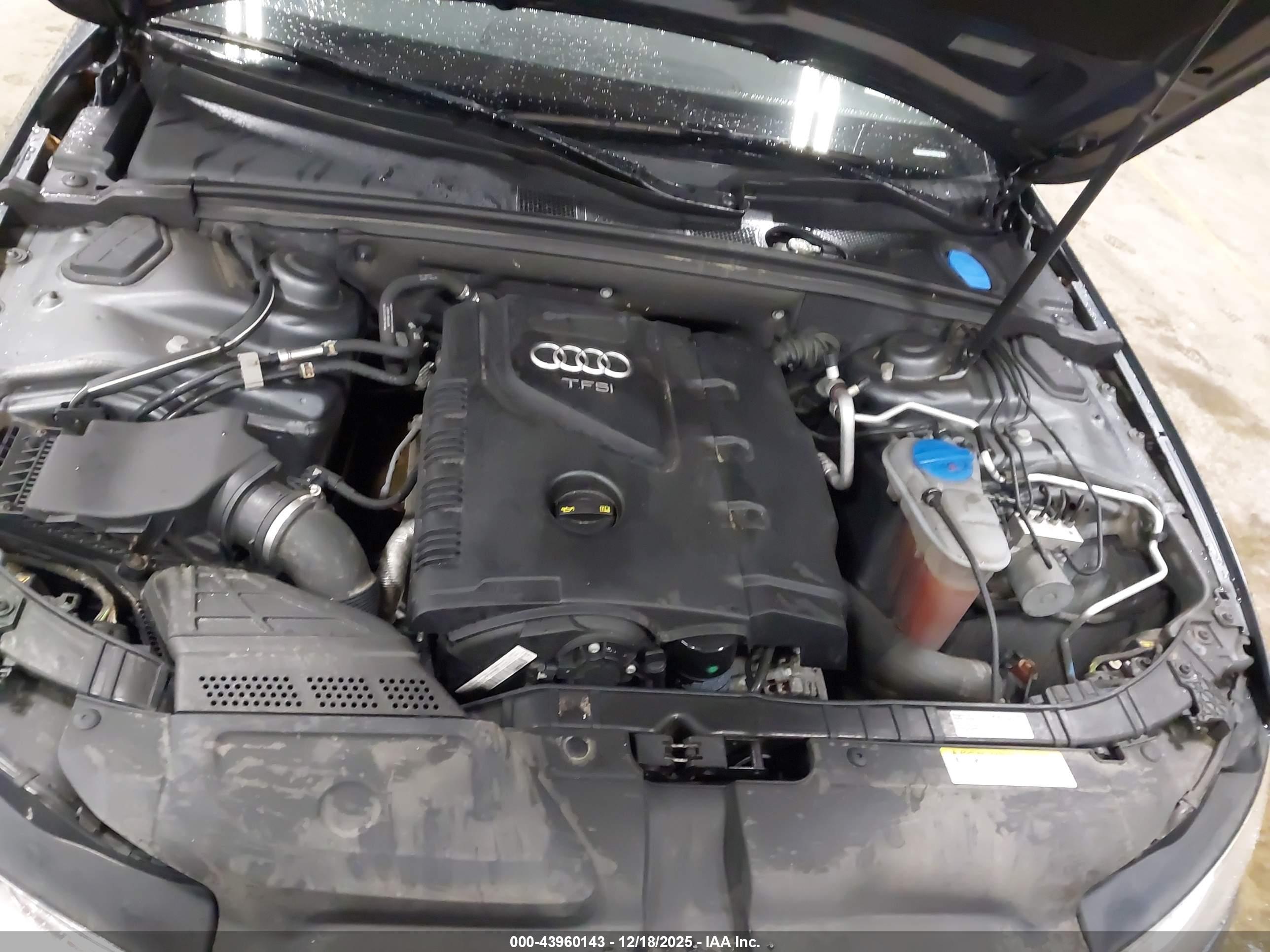 AUDI A4 image 10