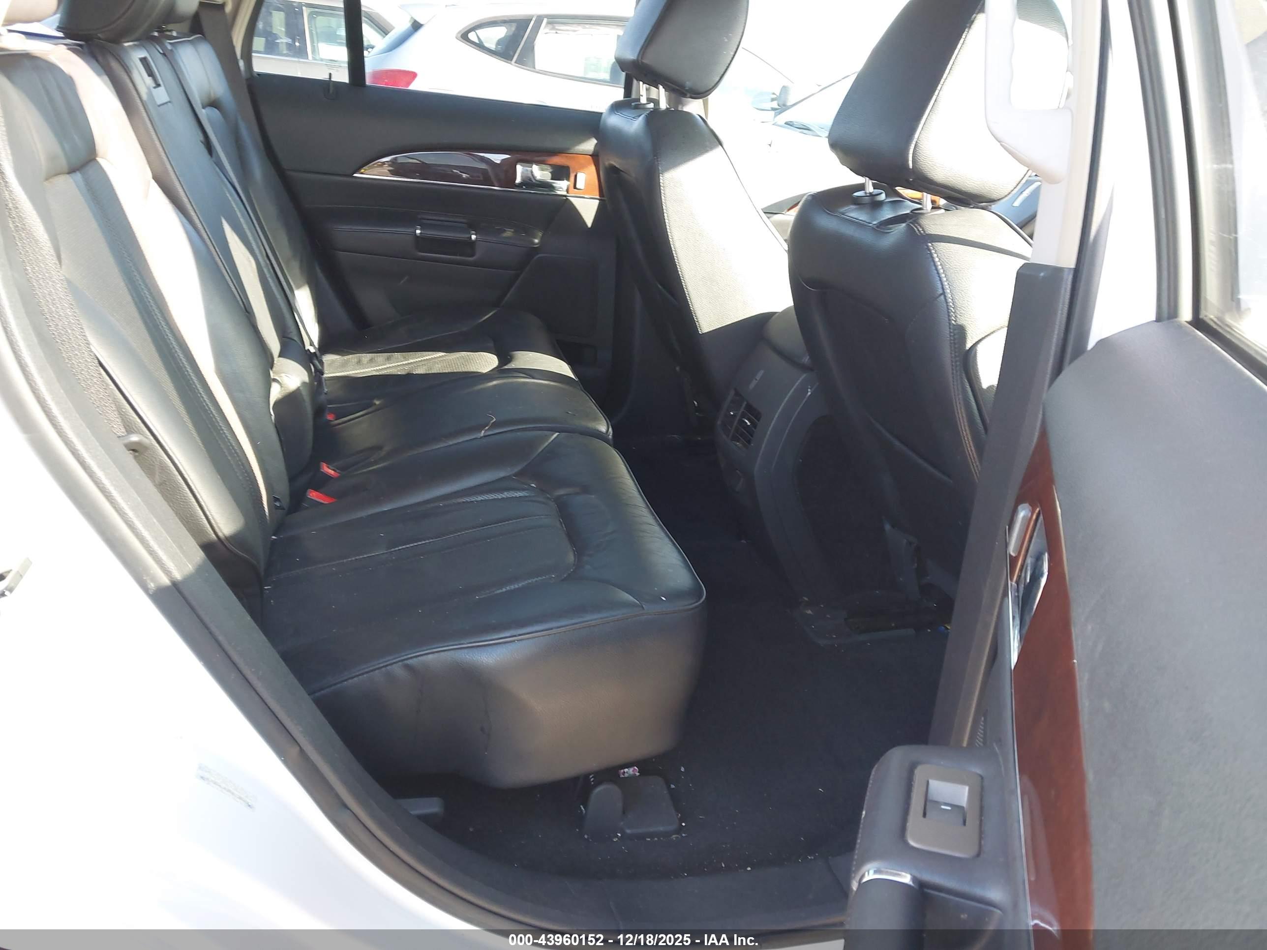 LINCOLN MKX image 8