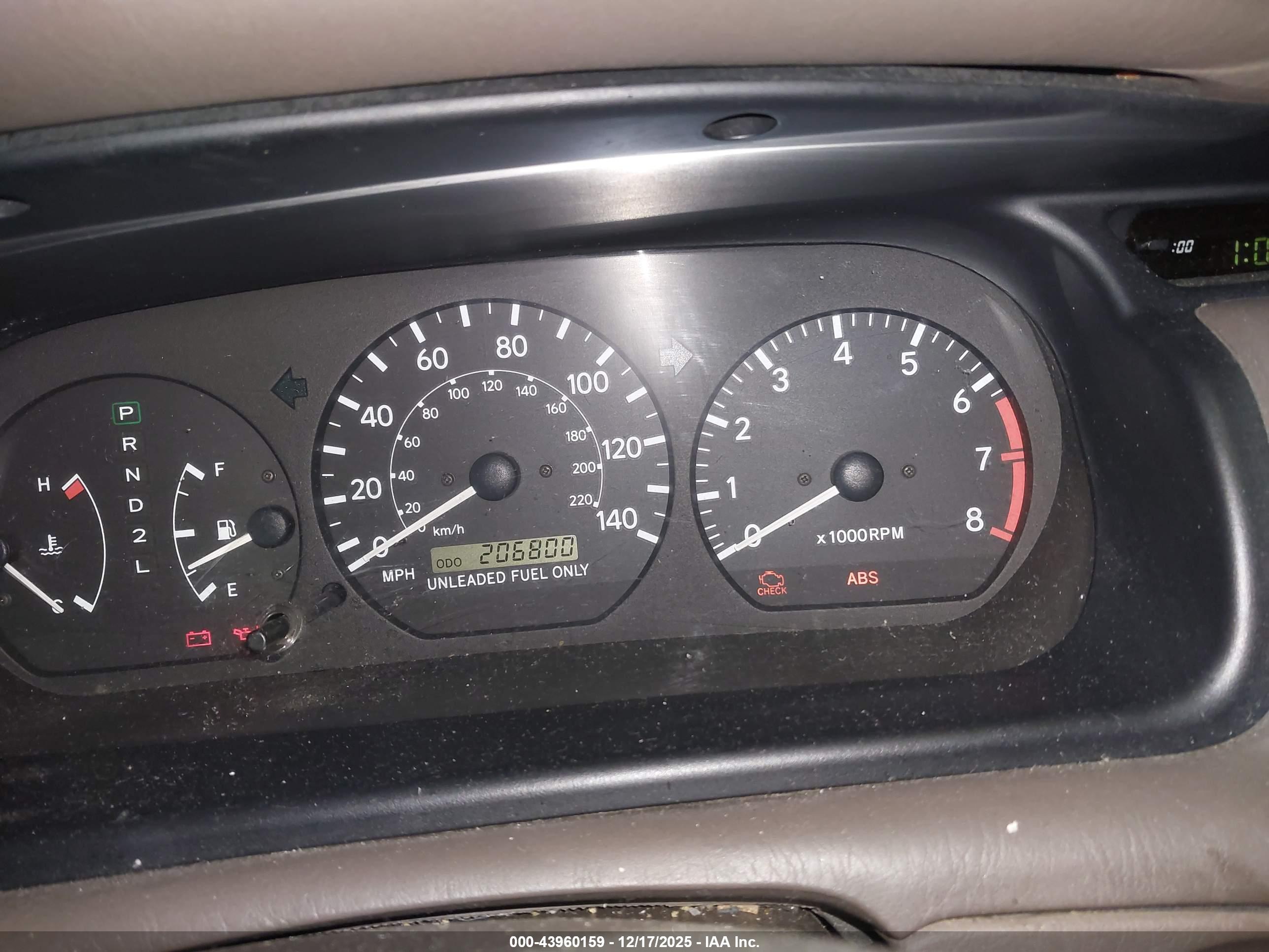 TOYOTA CAMRY image 7