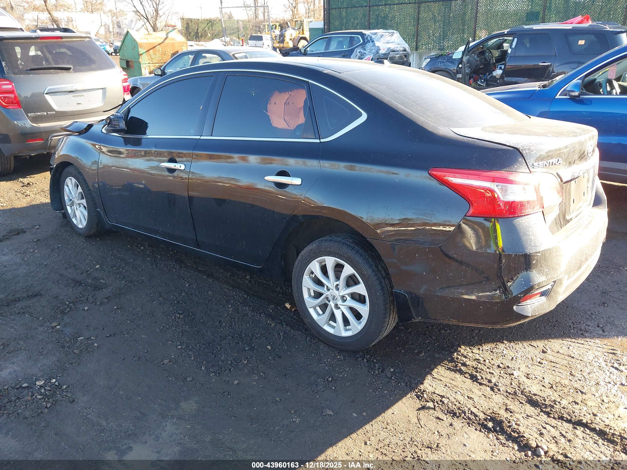 NISSAN SENTRA image 3