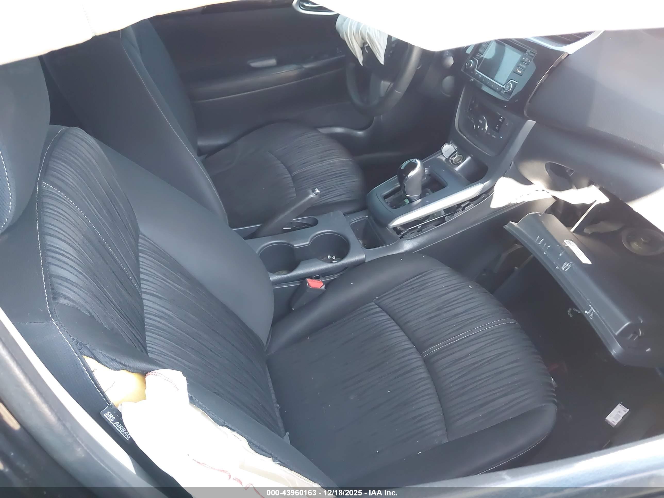 NISSAN SENTRA image 5