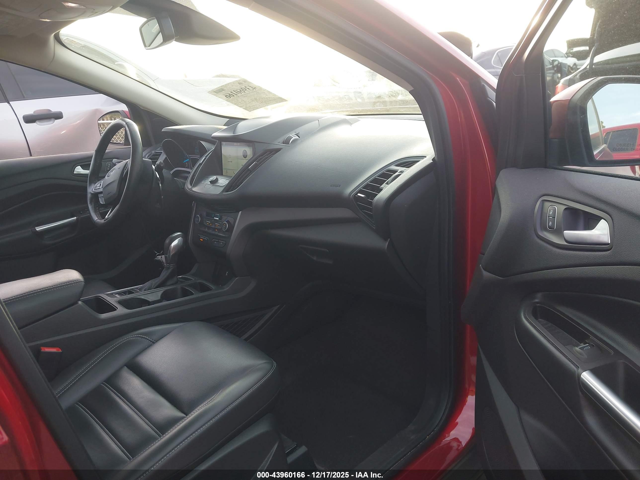FORD ESCAPE image 5