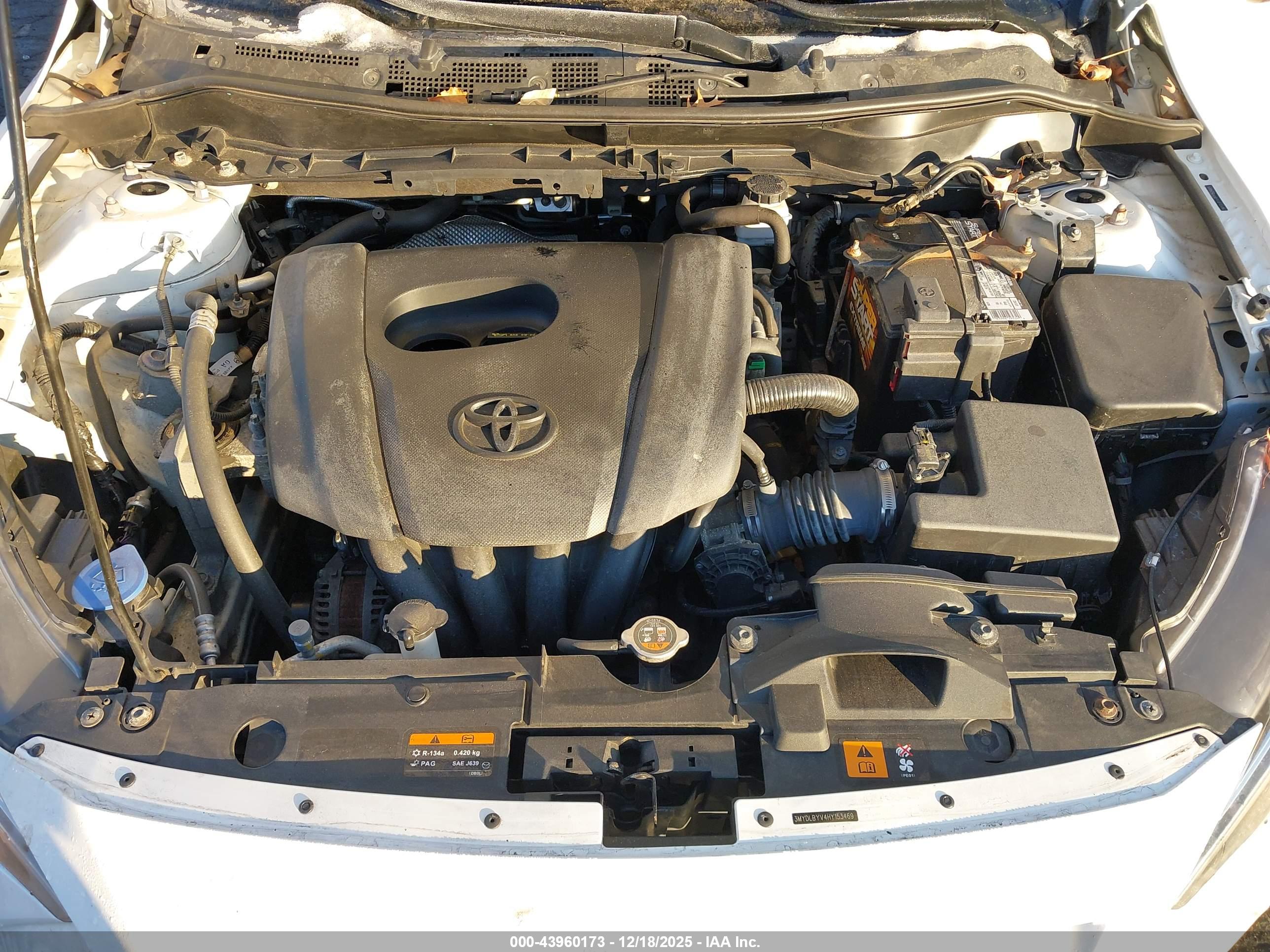 TOYOTA YARIS image 10
