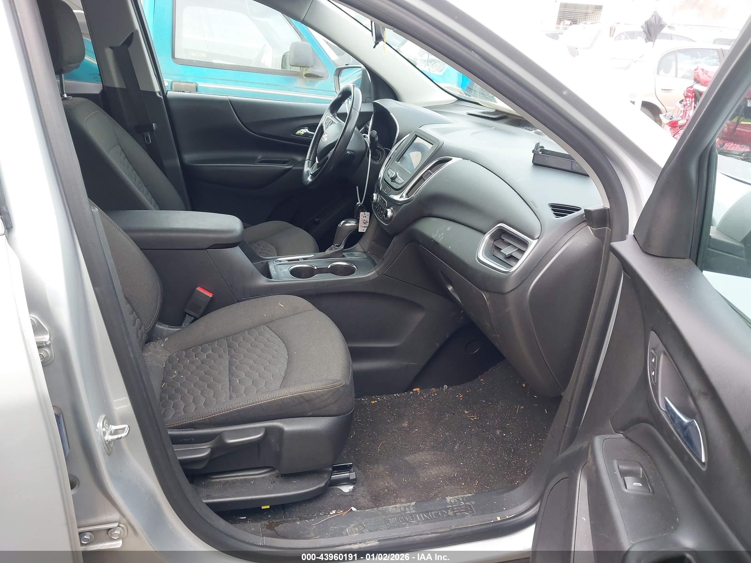 CHEVROLET EQUINOX image 5