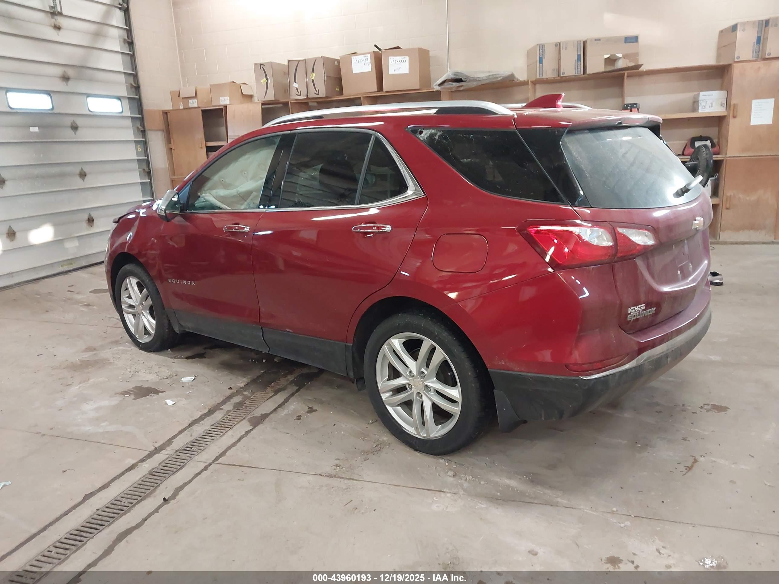 CHEVROLET EQUINOX image 3