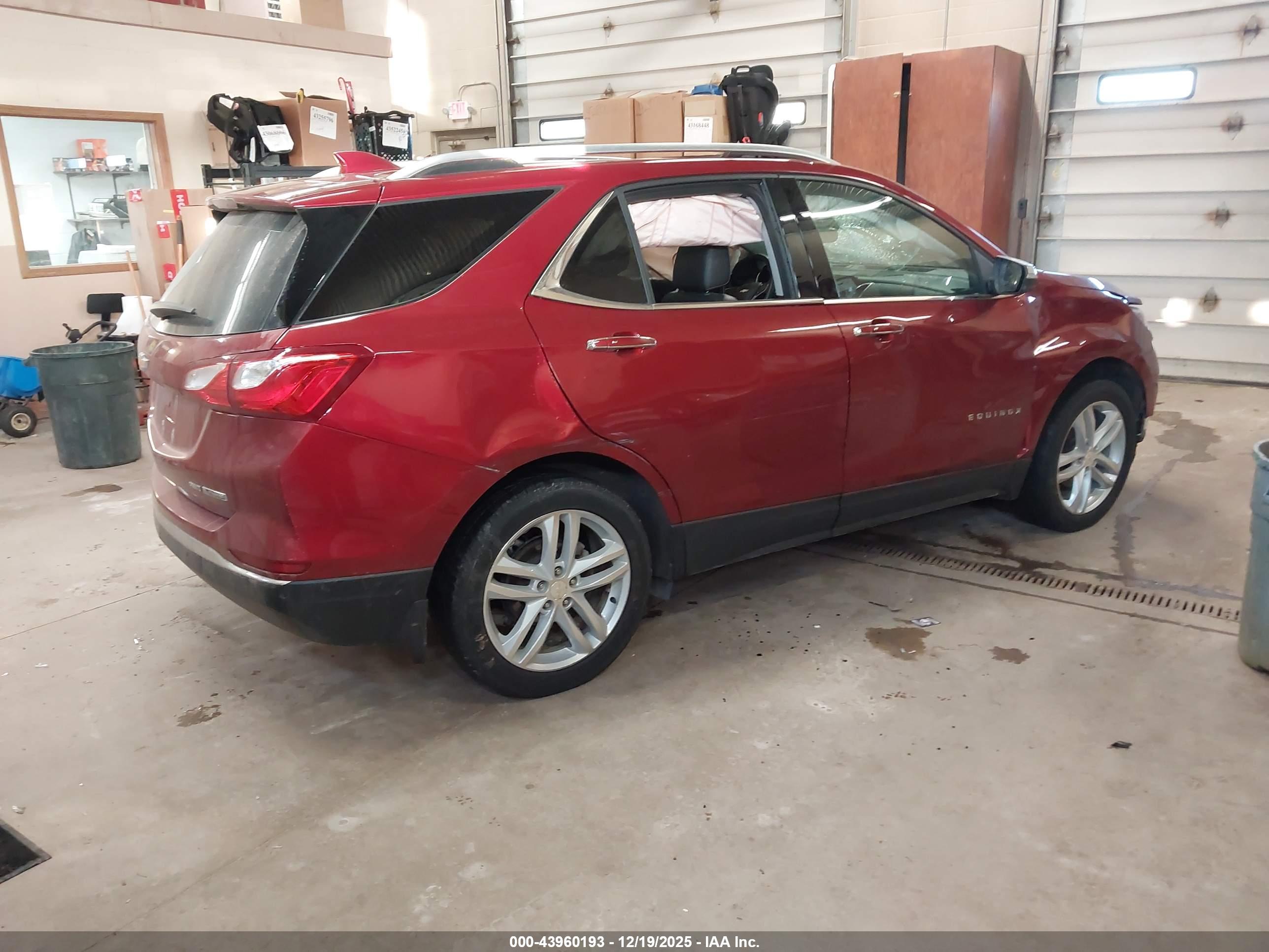 CHEVROLET EQUINOX image 4