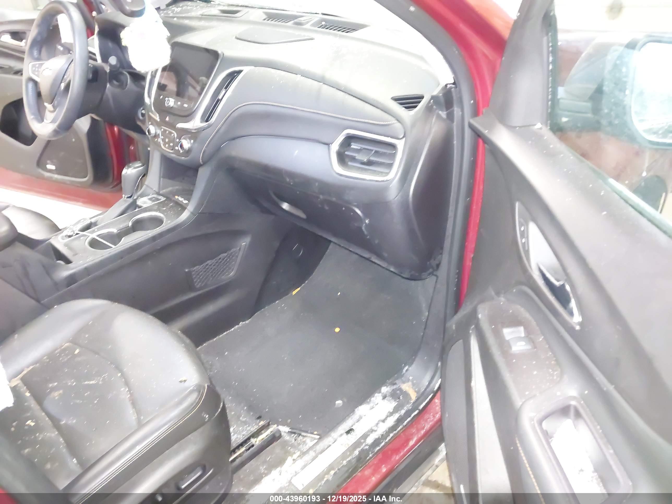 CHEVROLET EQUINOX image 5