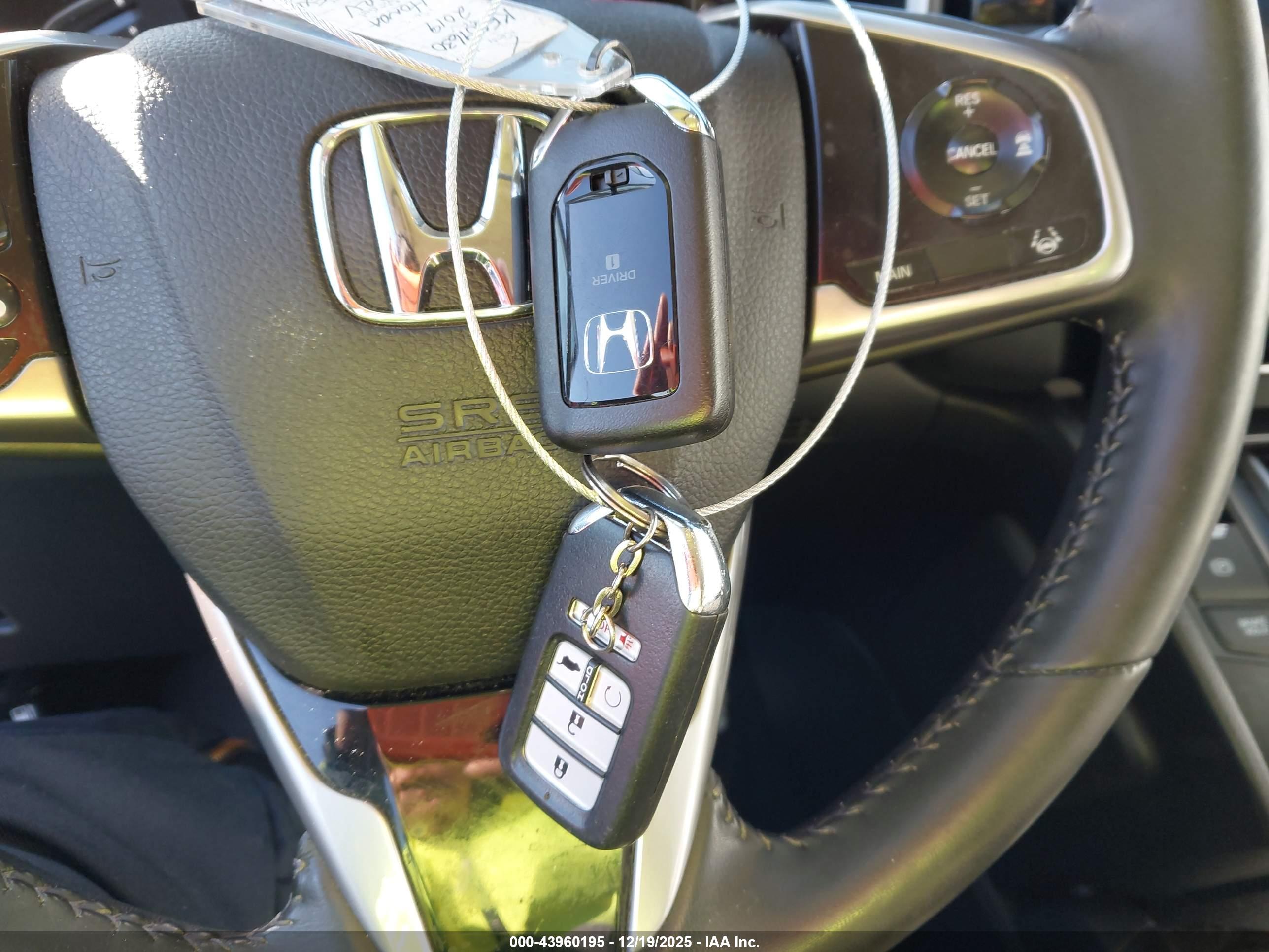 HONDA CR-V image 11