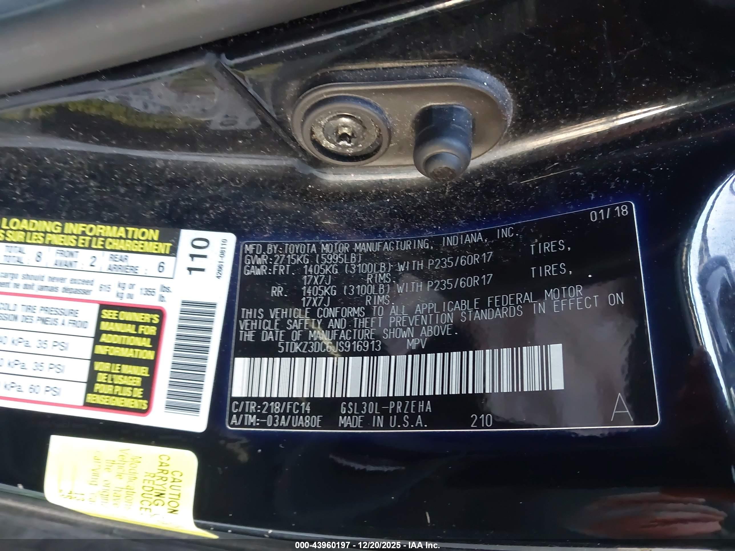 TOYOTA SIENNA image 9