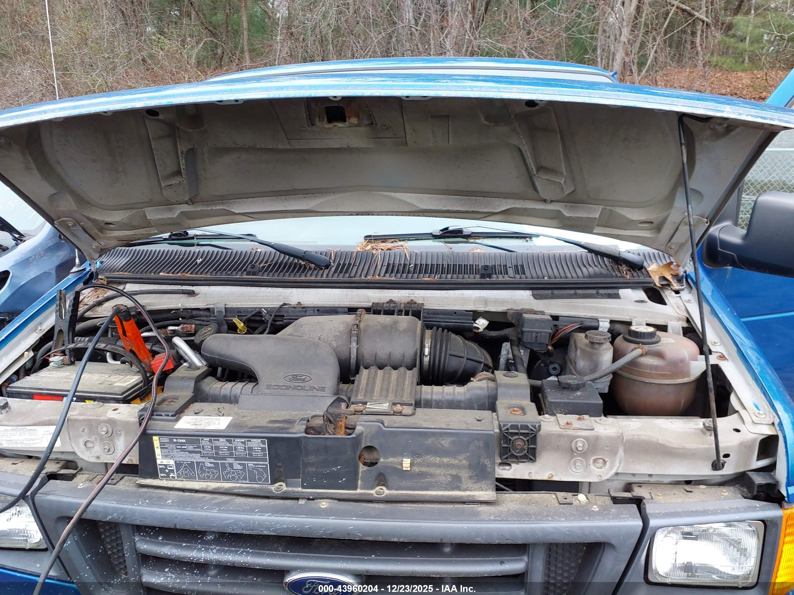 FORD E-250 image 10