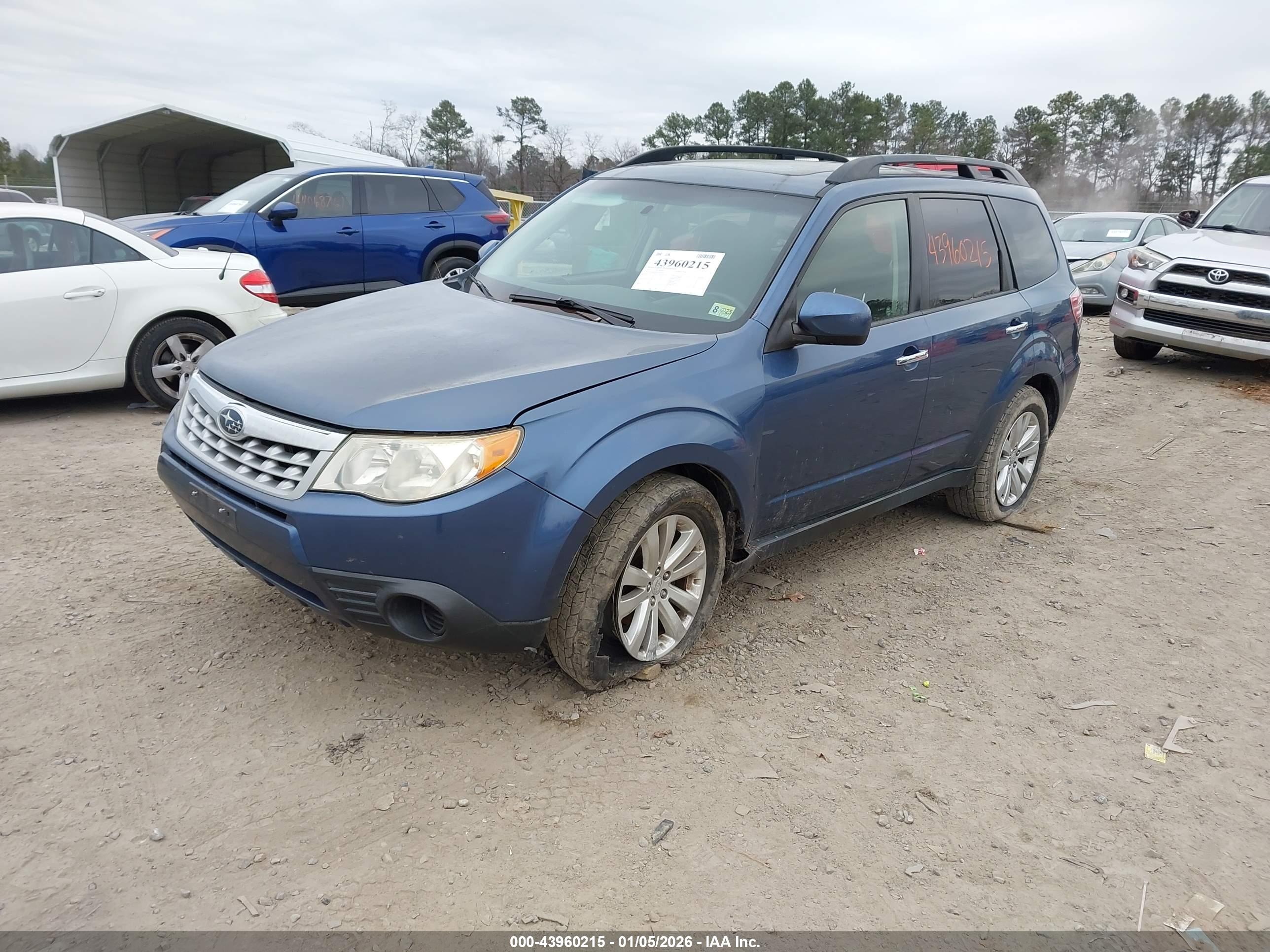SUBARU FORESTER image 2