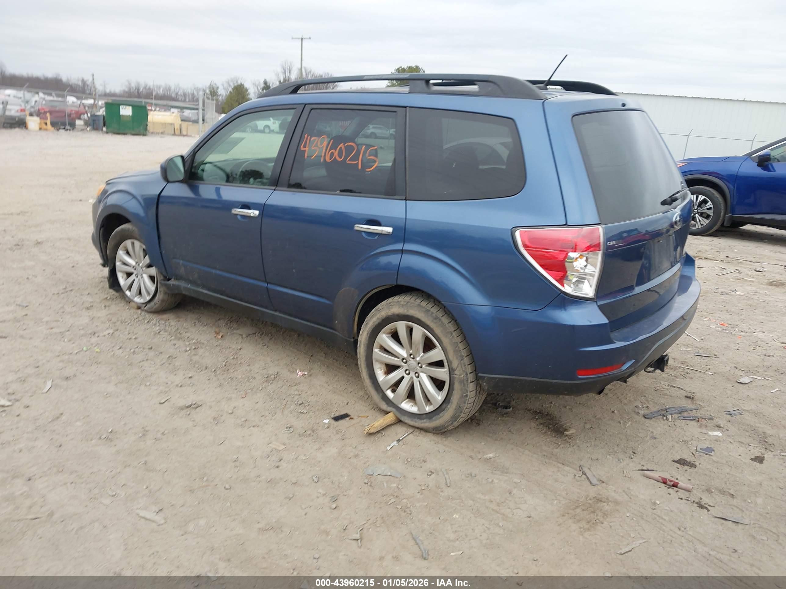 SUBARU FORESTER image 3