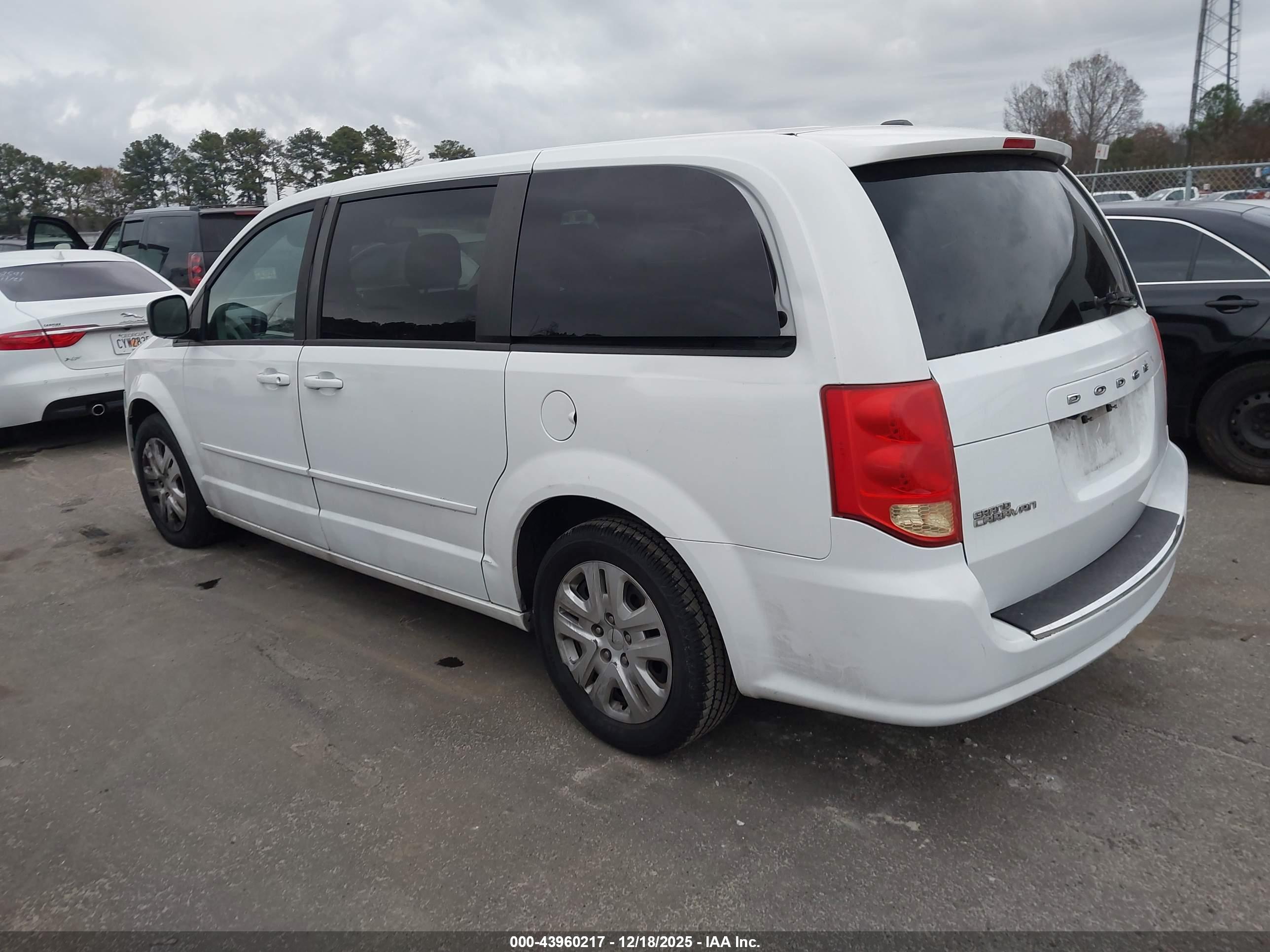DODGE GRAND image 3