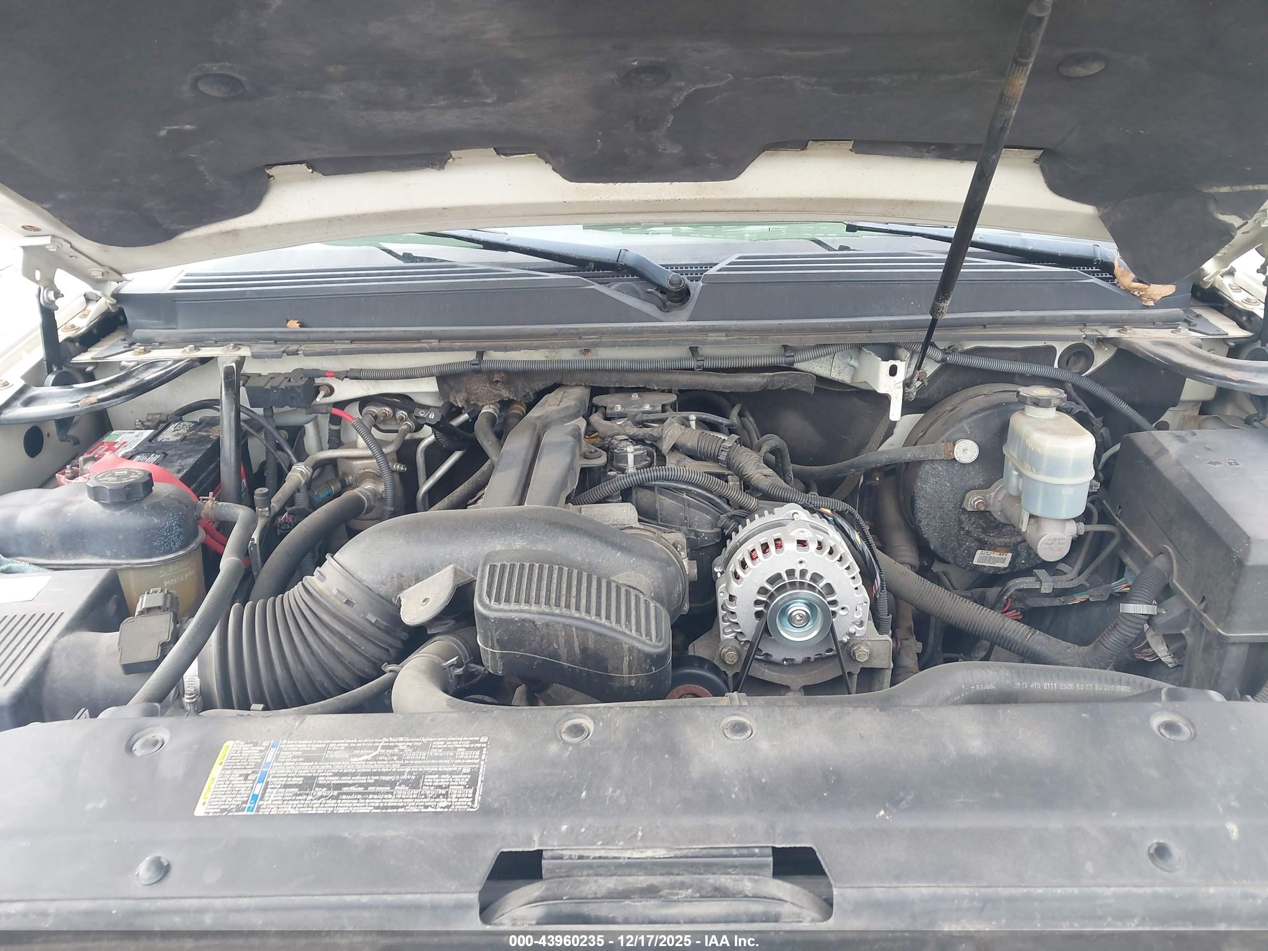 GMC YUKON image 10