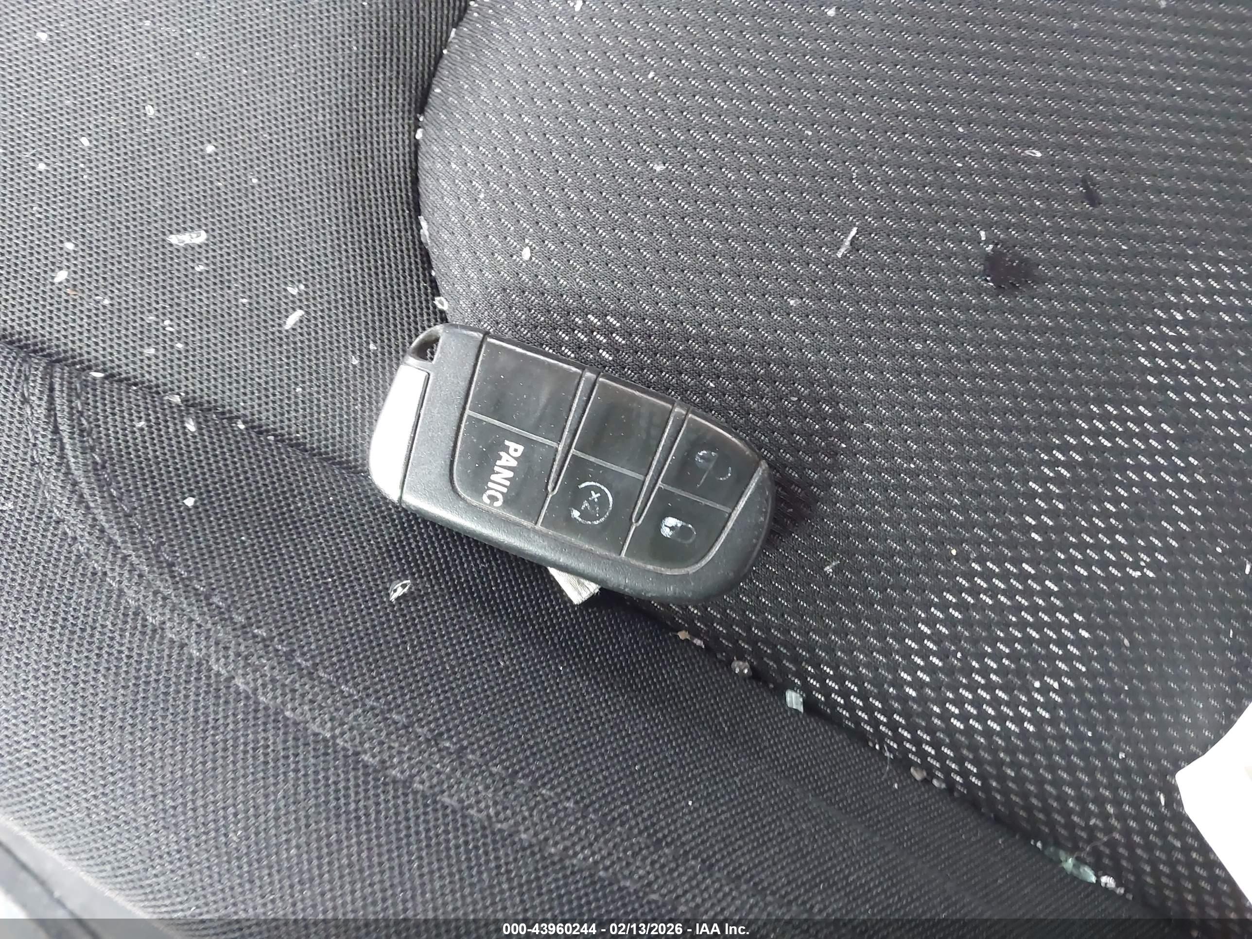 JEEP RENEGADE image 11