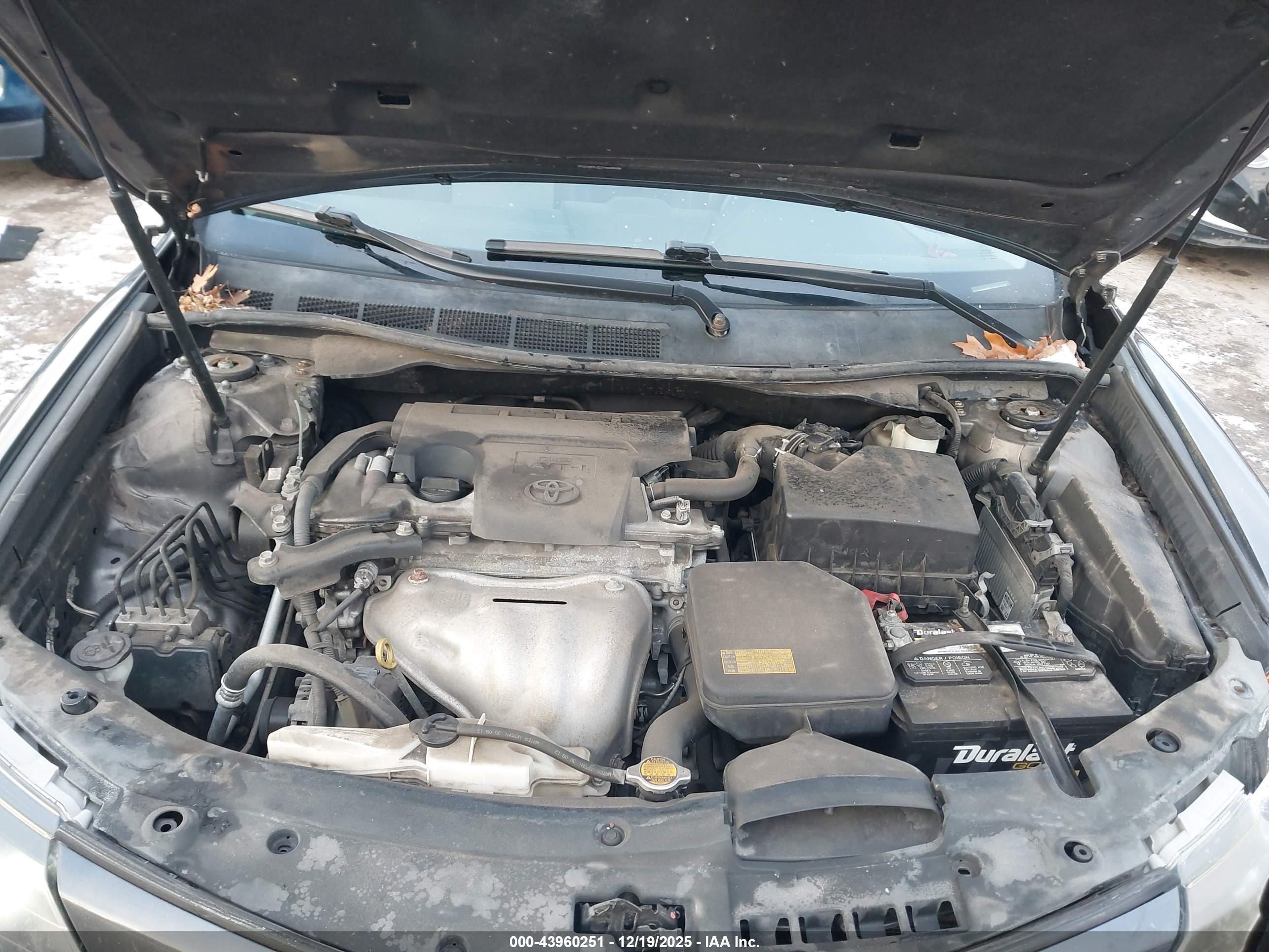 TOYOTA CAMRY image 10