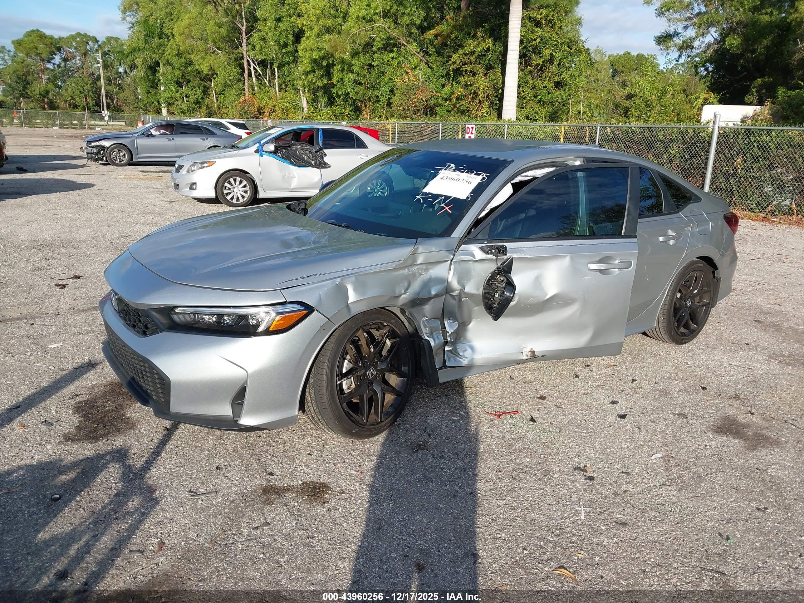 HONDA CIVIC image 2