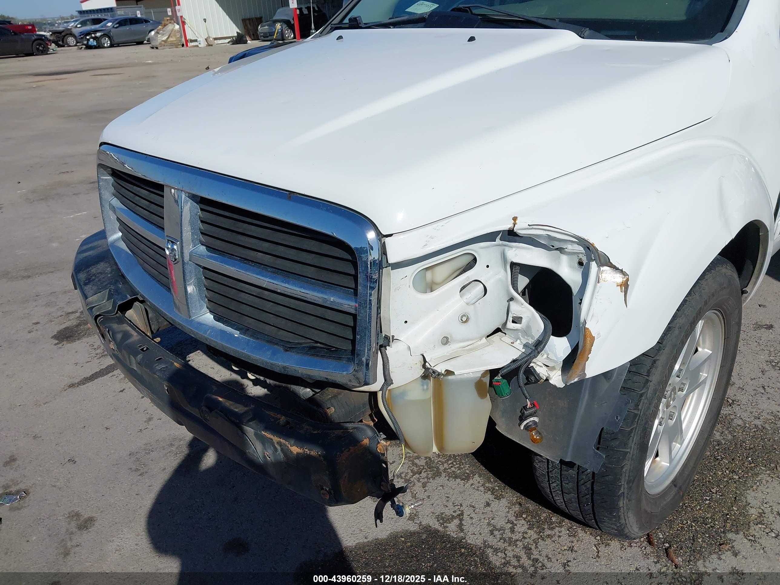 DODGE DURANGO image 6