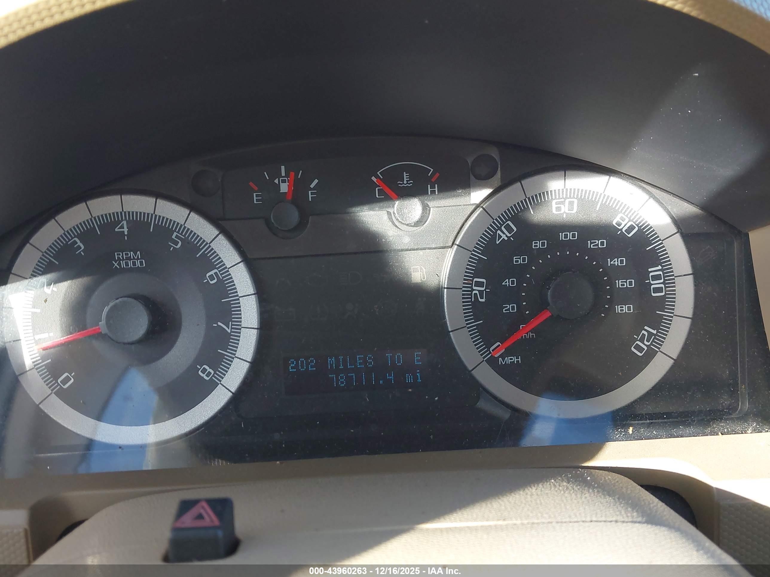 FORD ESCAPE image 7