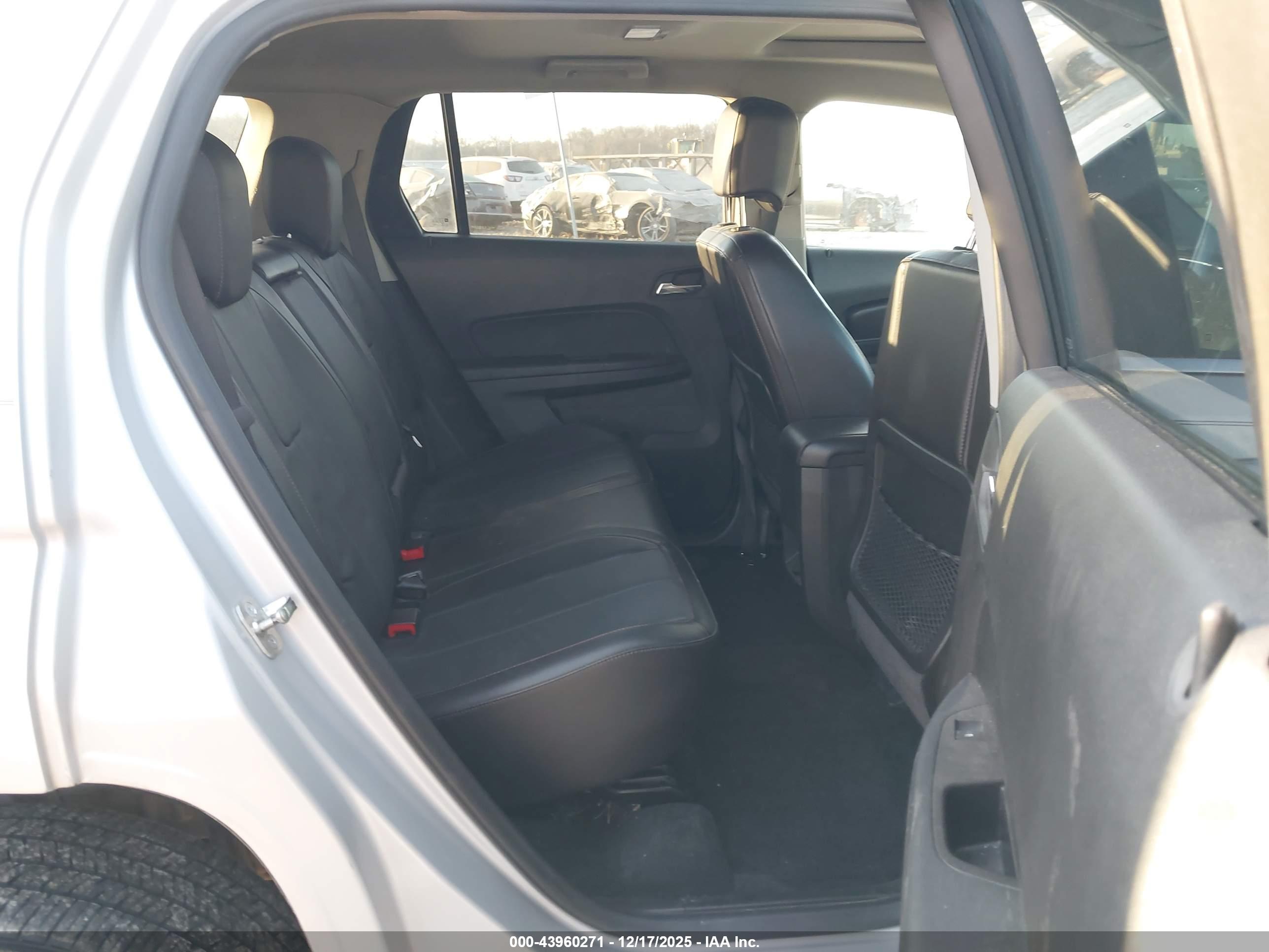 GMC TERRAIN image 8