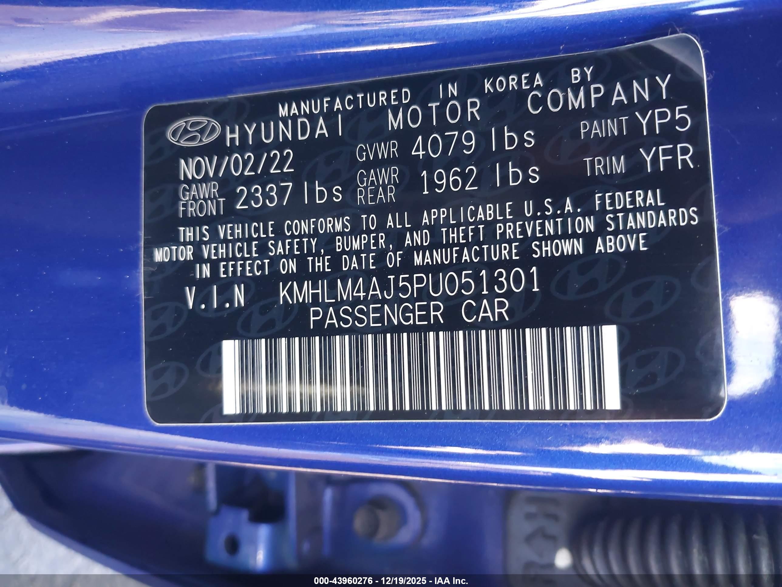 HYUNDAI ELANTRA image 9