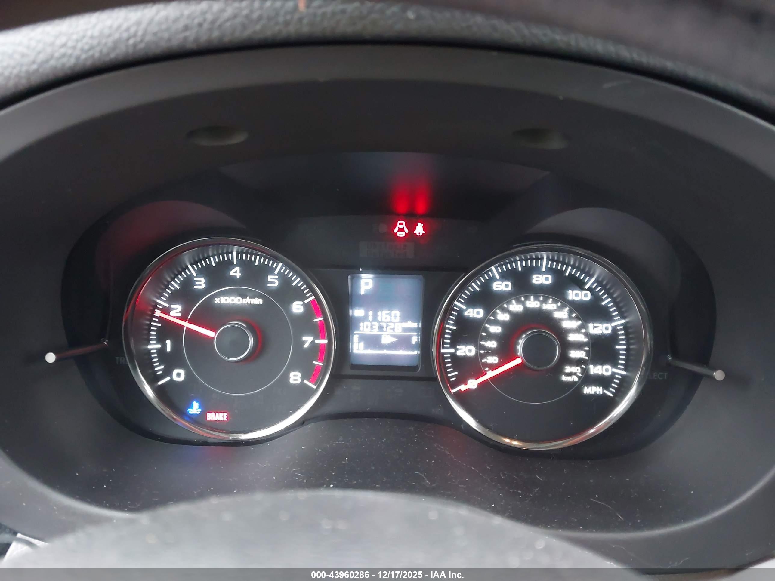 SUBARU FORESTER image 7